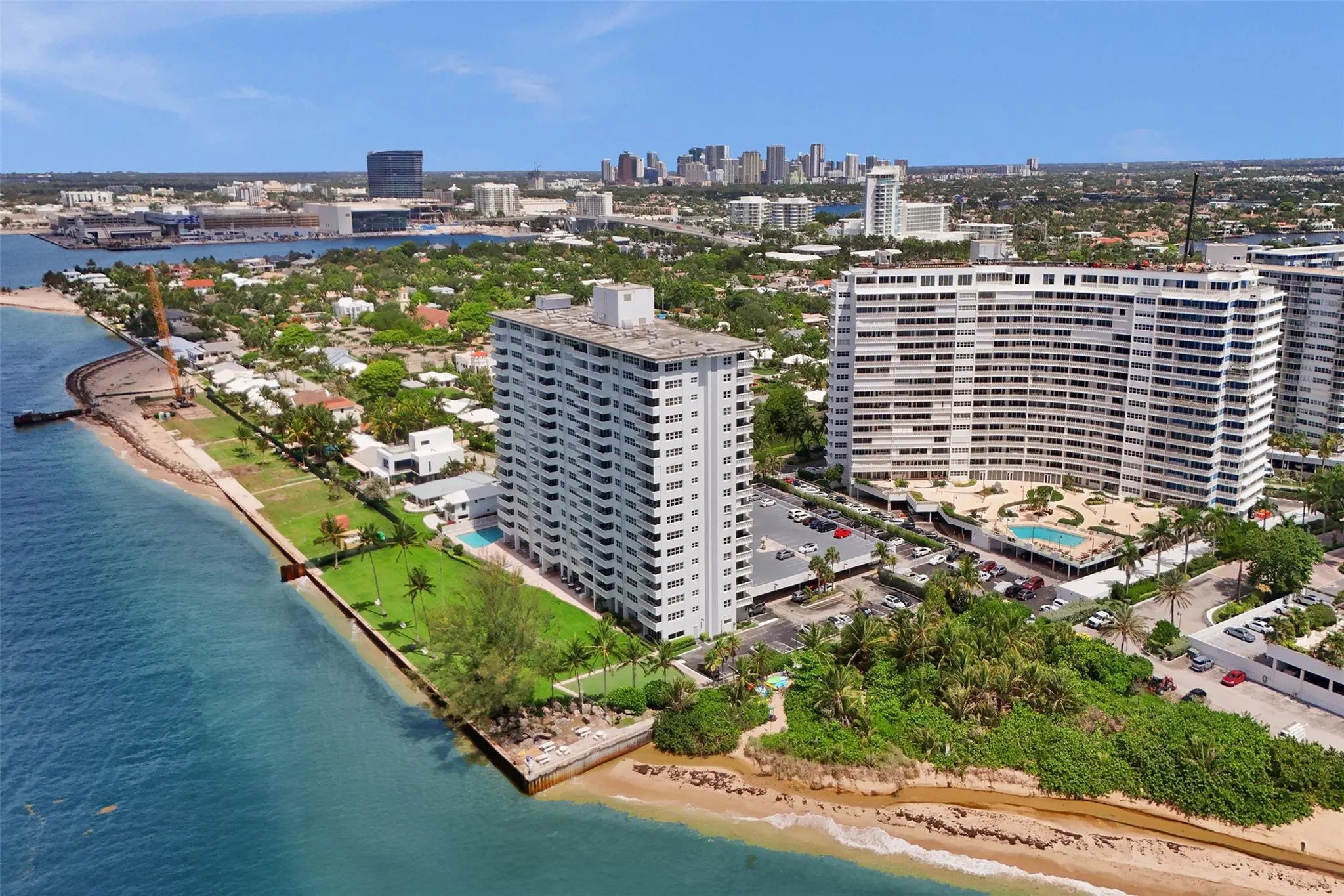 2100 S Ocean Drive, #15E