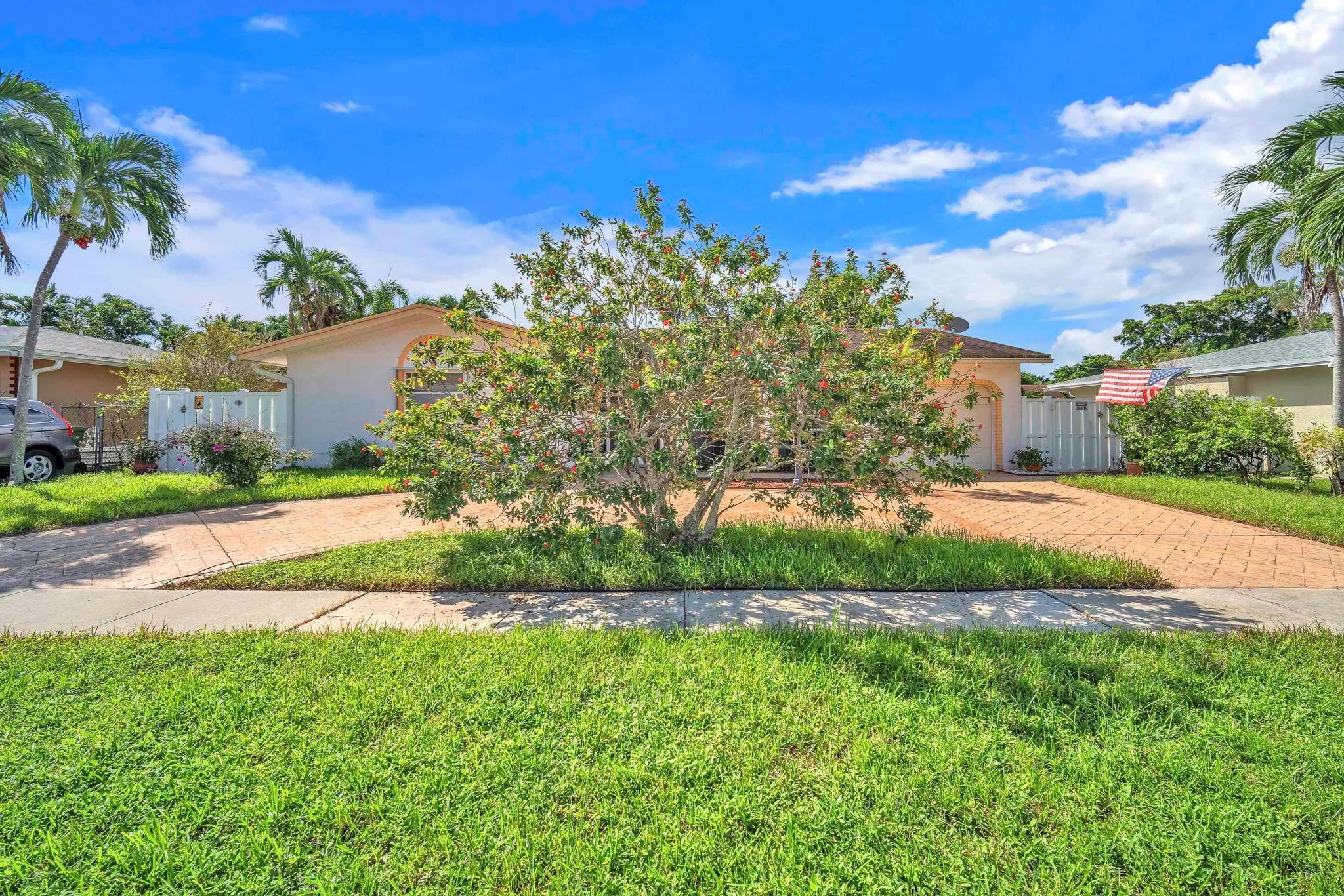 7950 NW 8th Ct