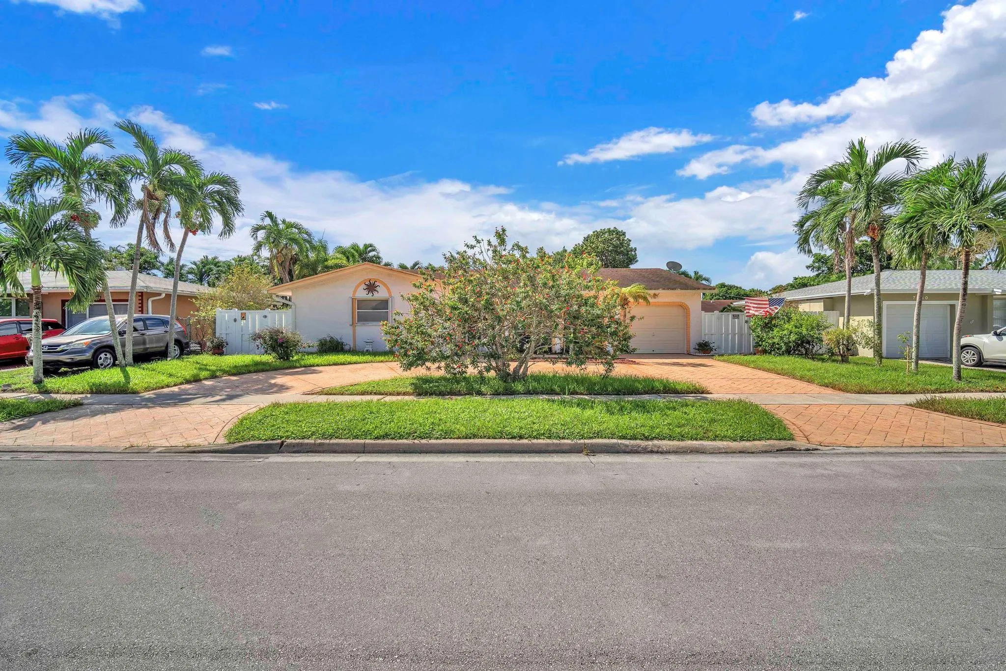 7950 NW 8th Ct