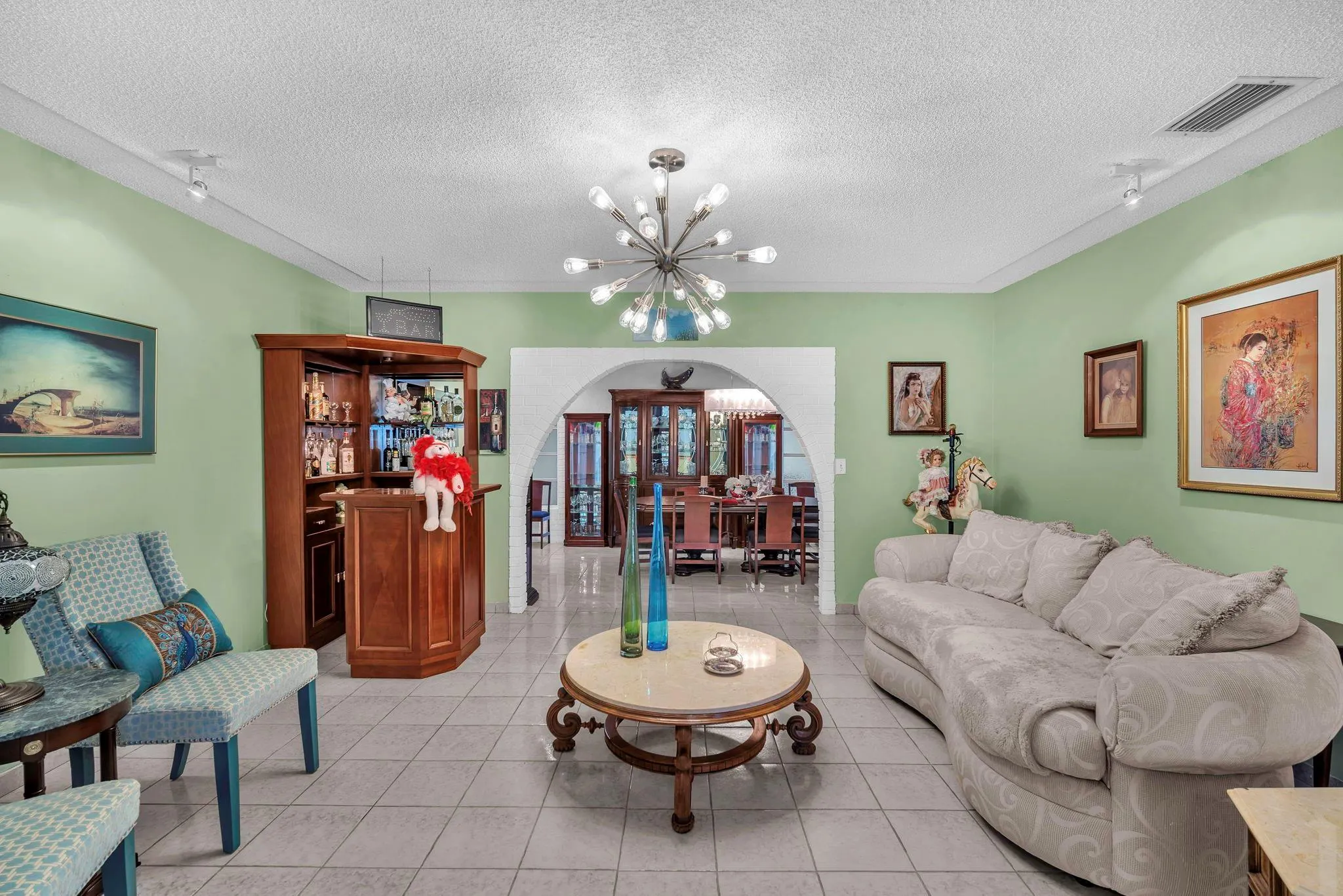 7950 NW 8th Ct