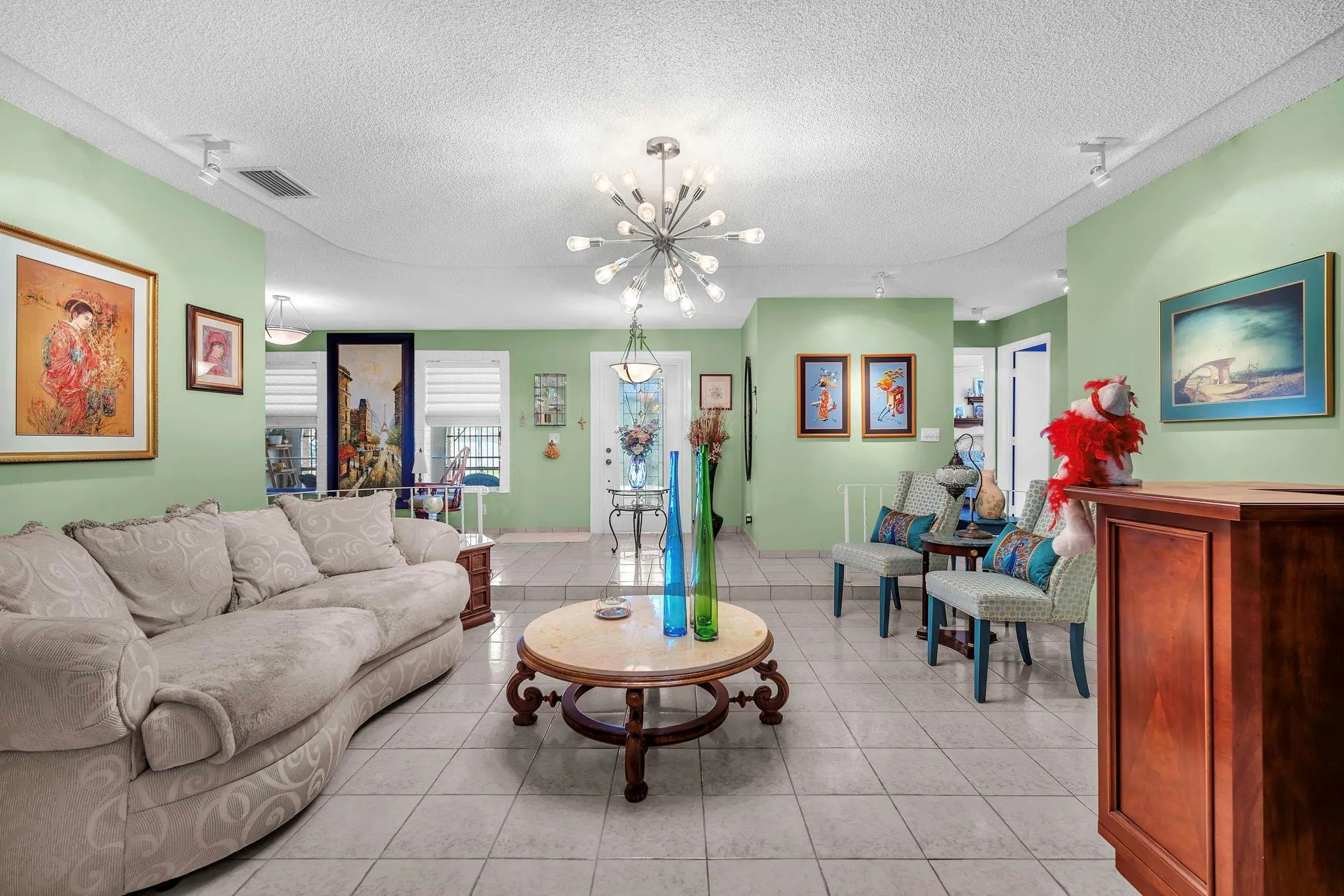 7950 NW 8th Ct