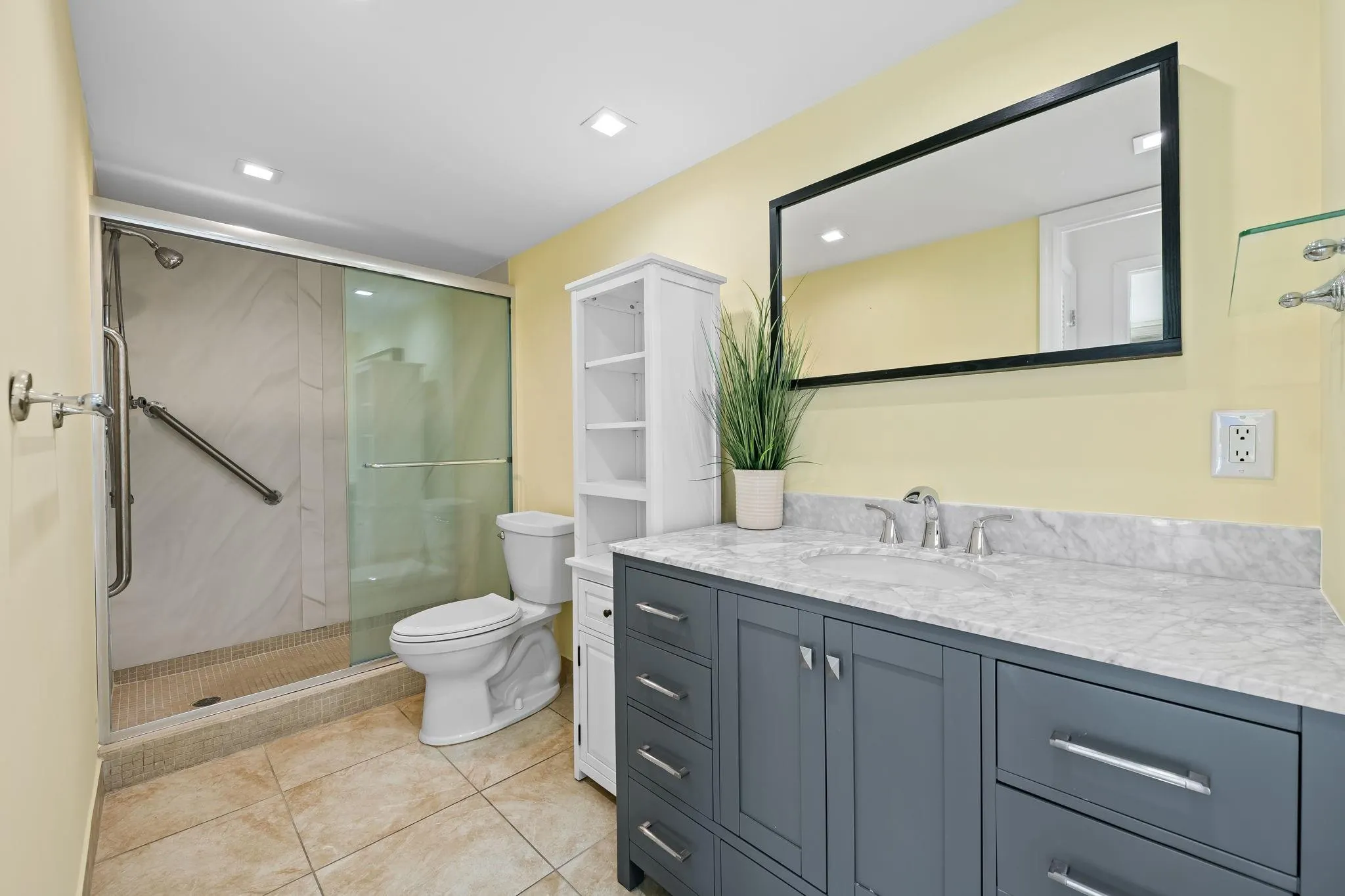 2841 N Ocean Blvd, #1710