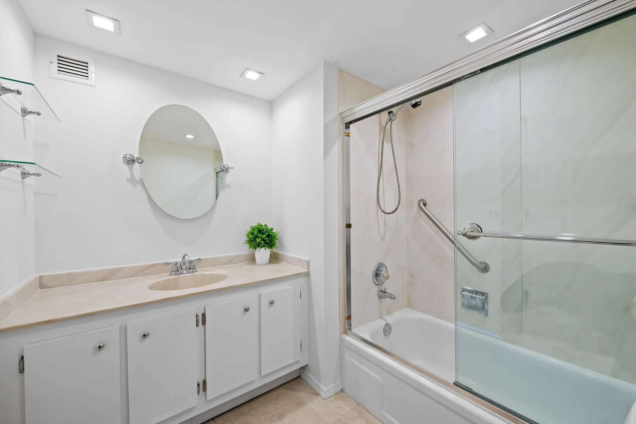 2841 N Ocean Blvd, #1710