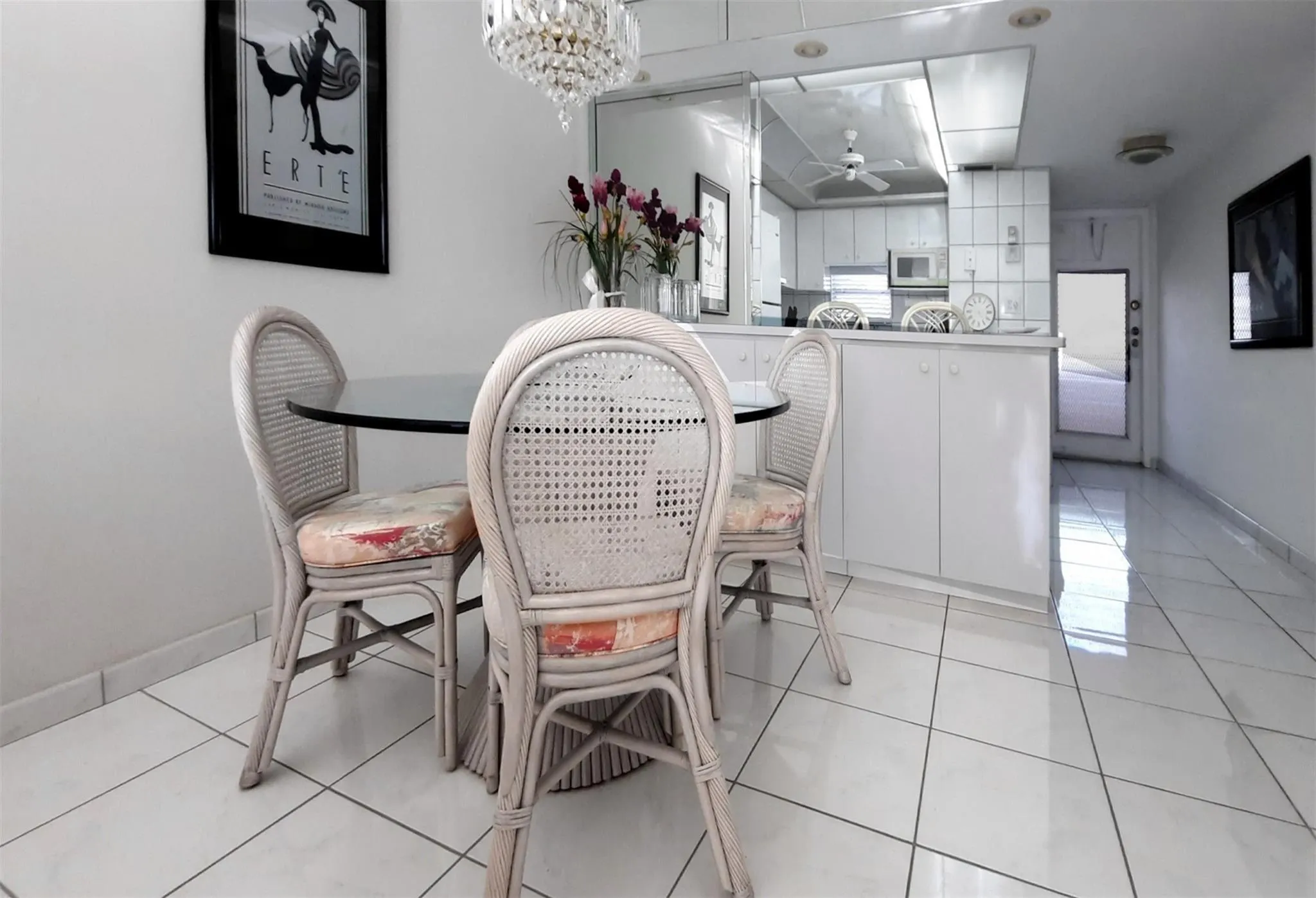 381 S HollybrookDrive, #204