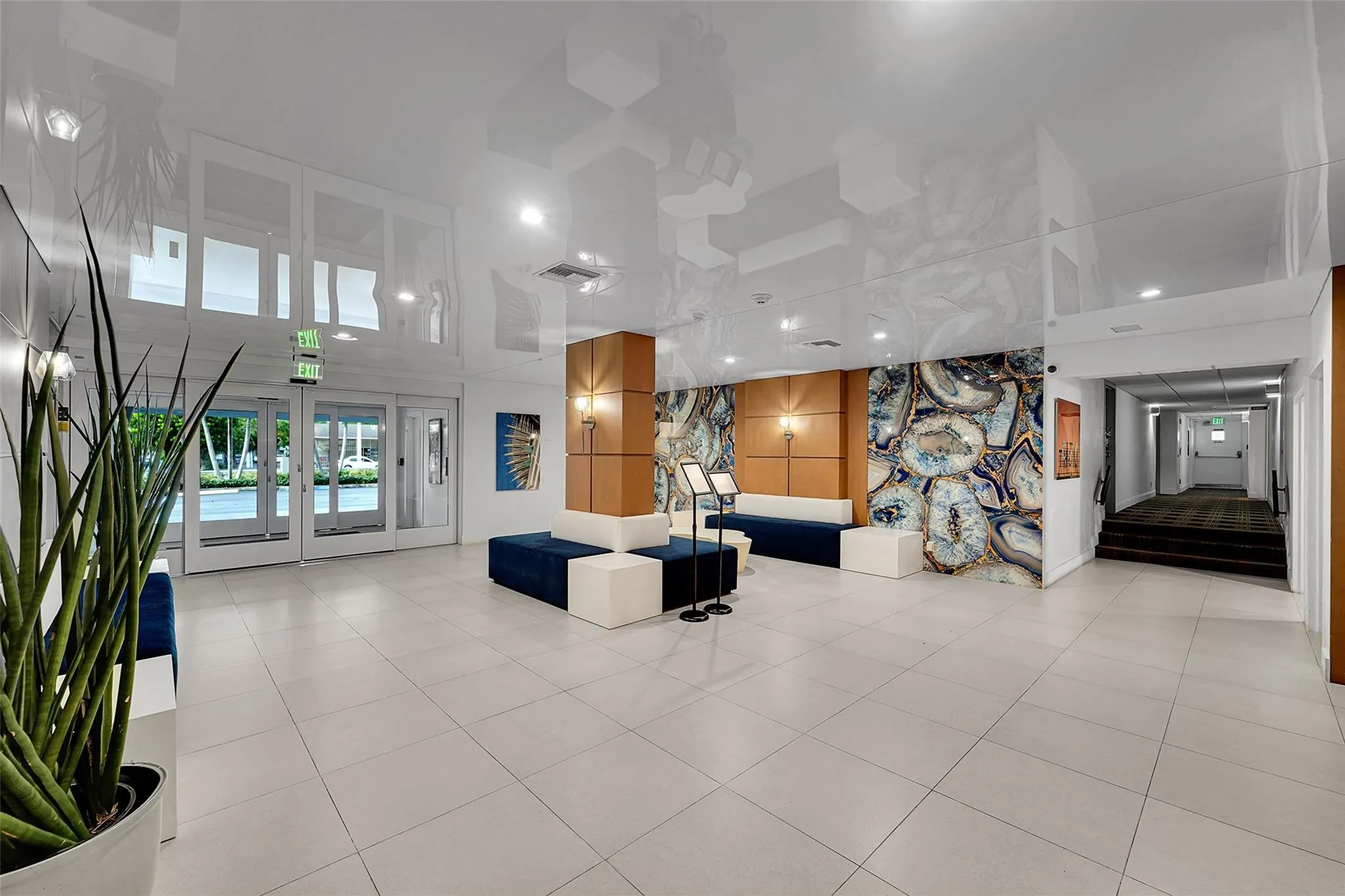 1800 N Andrews Ave, #7B