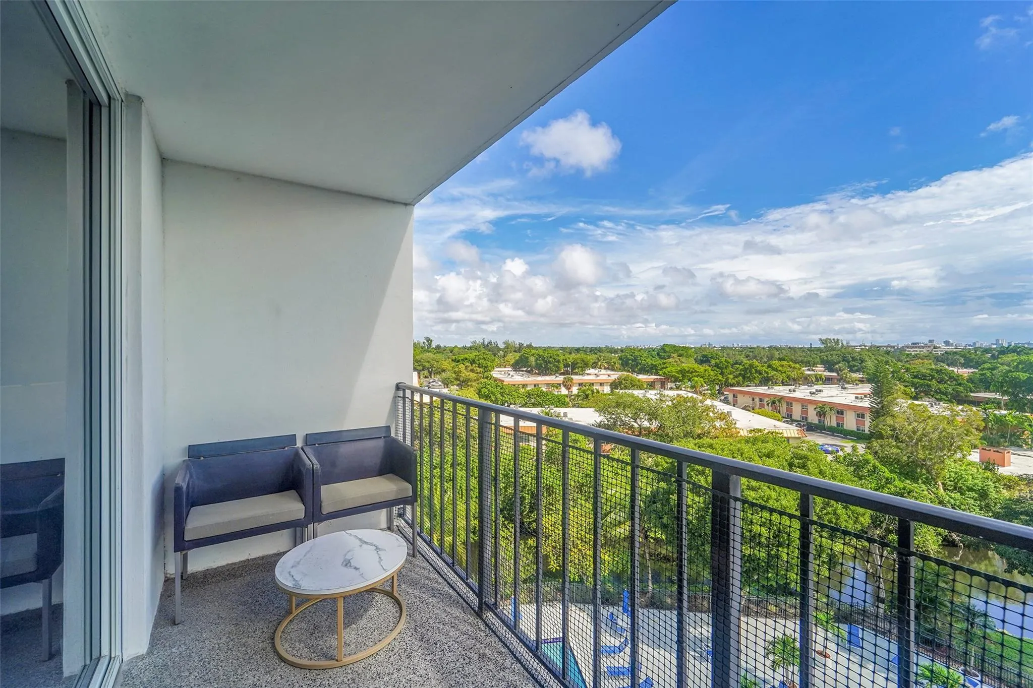 1800 N Andrews Ave, #7B