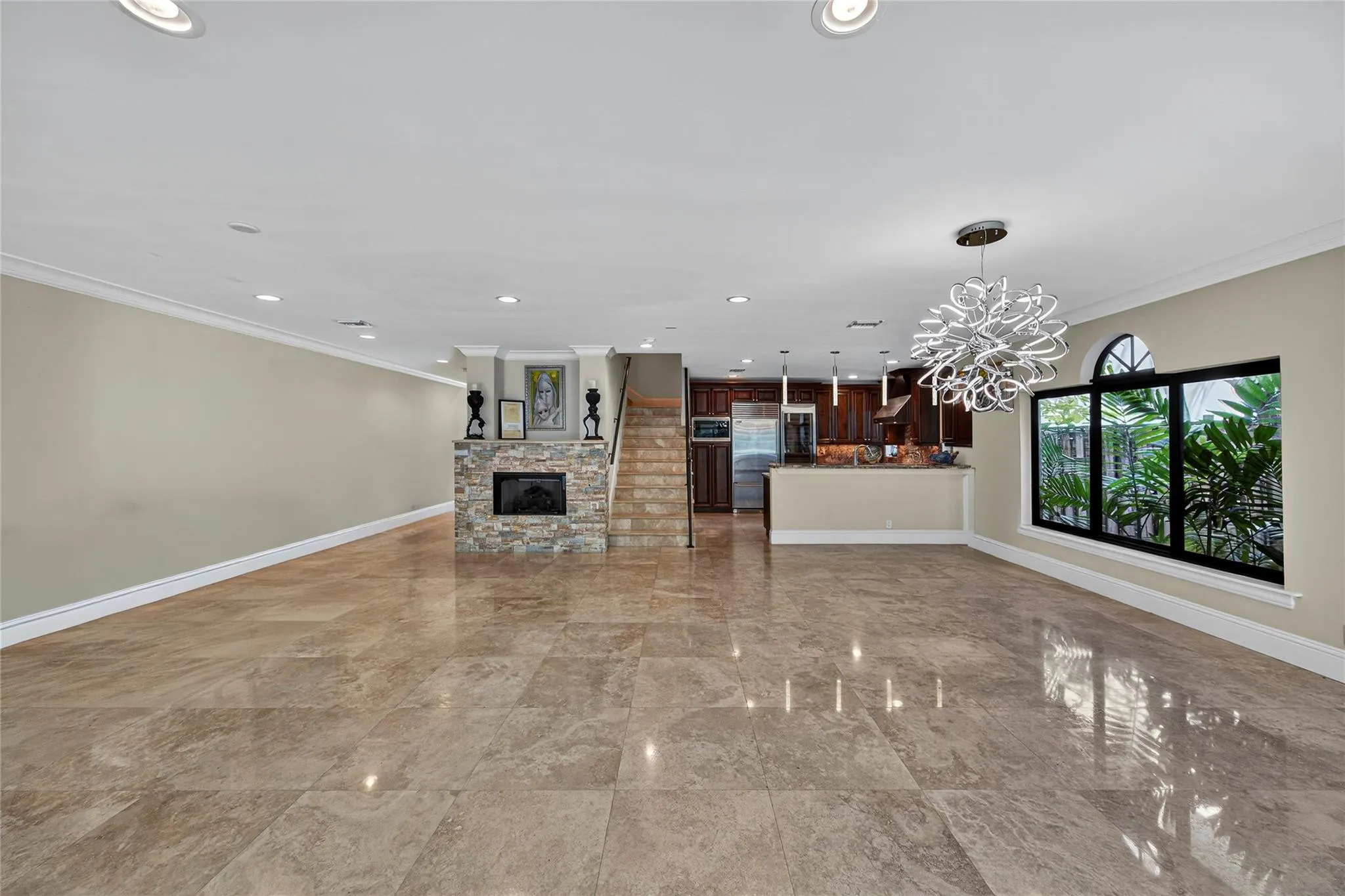 116 SE 11th Ave, #116