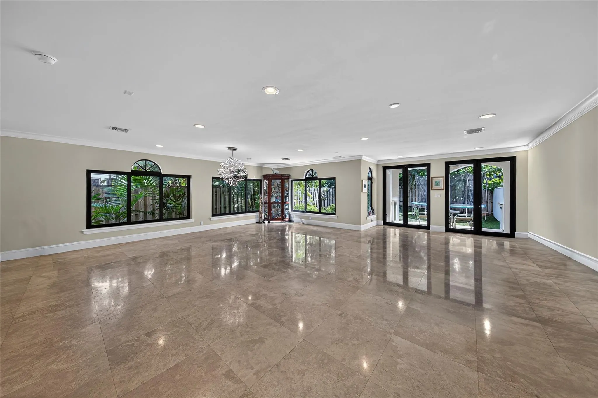 116 SE 11th Ave, #116