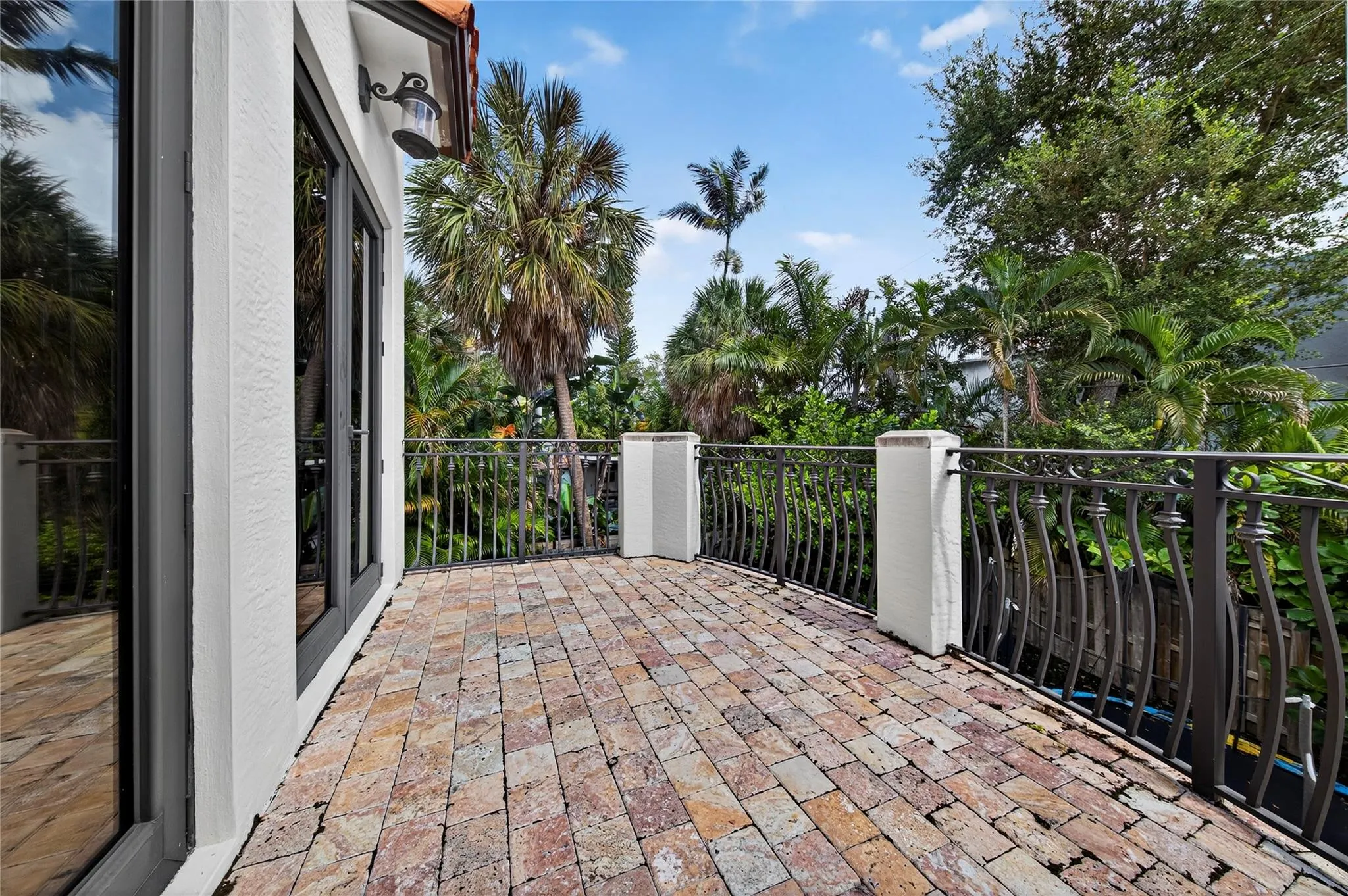 116 SE 11th Ave, #116