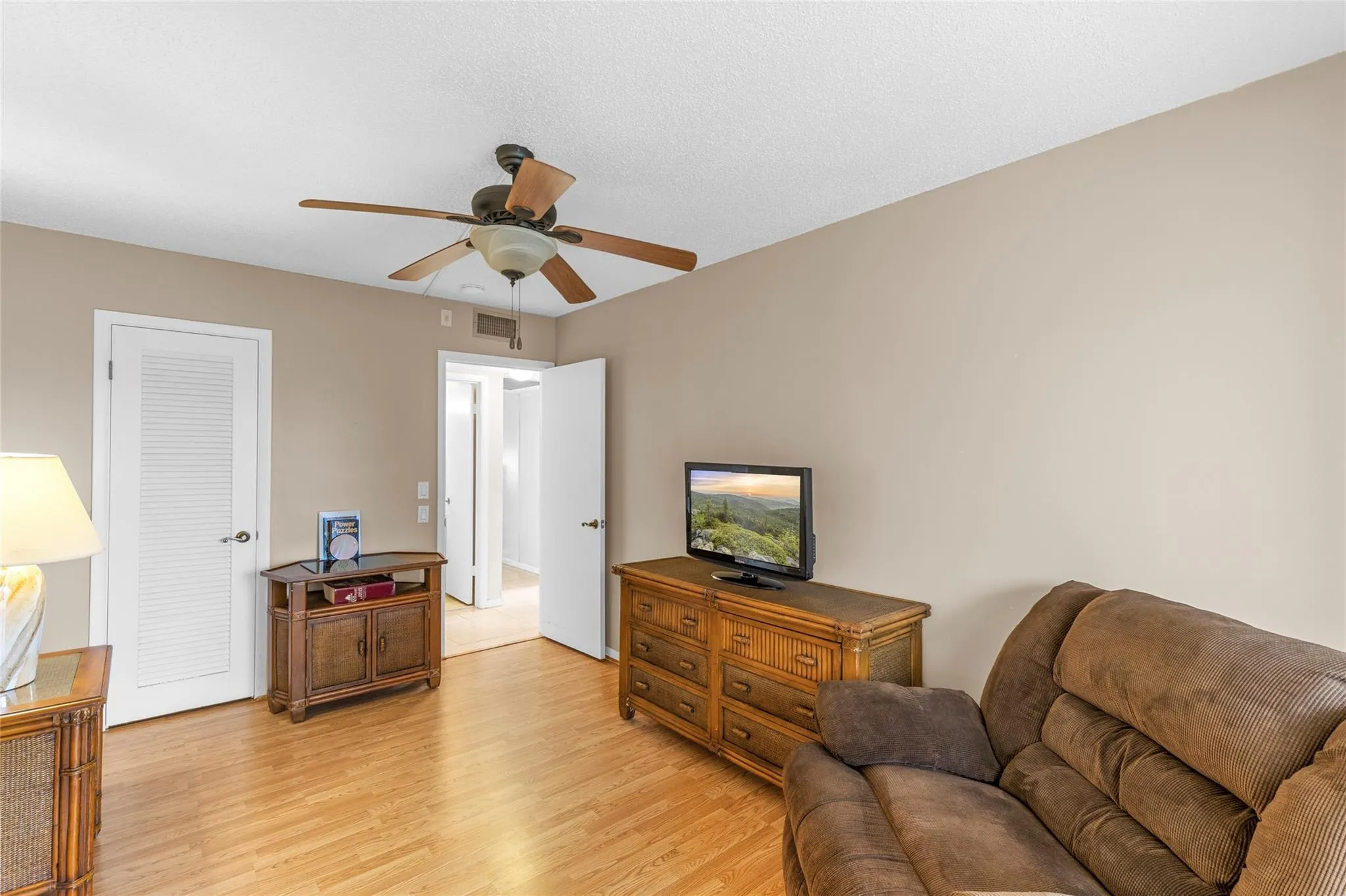 4160 Cambridge G, #4160
