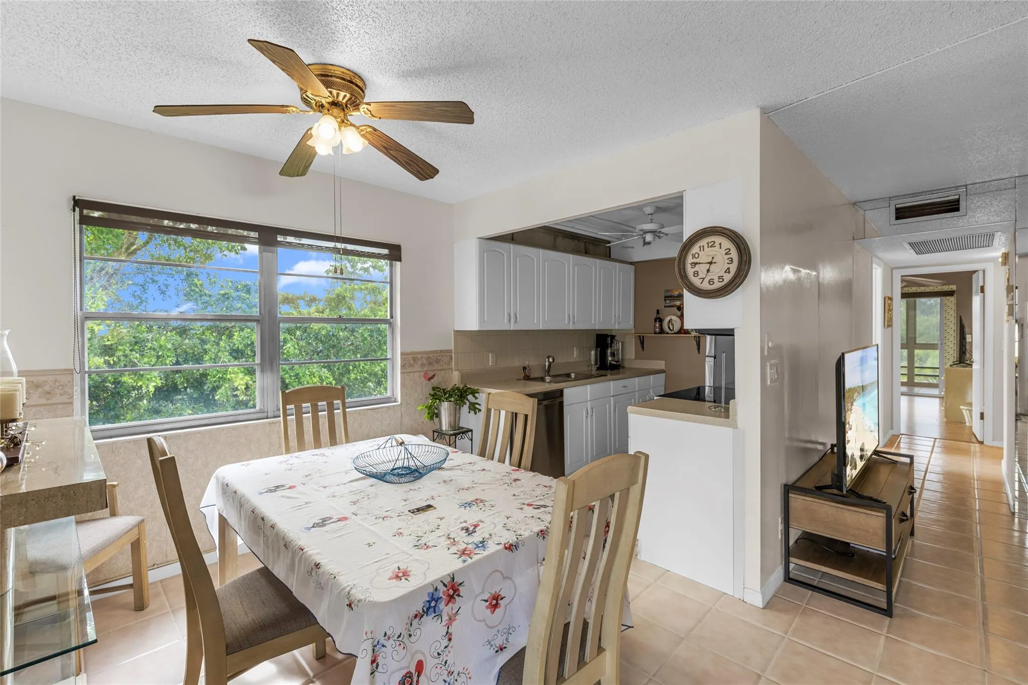4160 Cambridge G, #4160