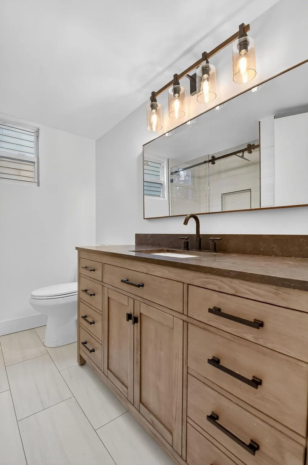 5843 Thisledown Ct