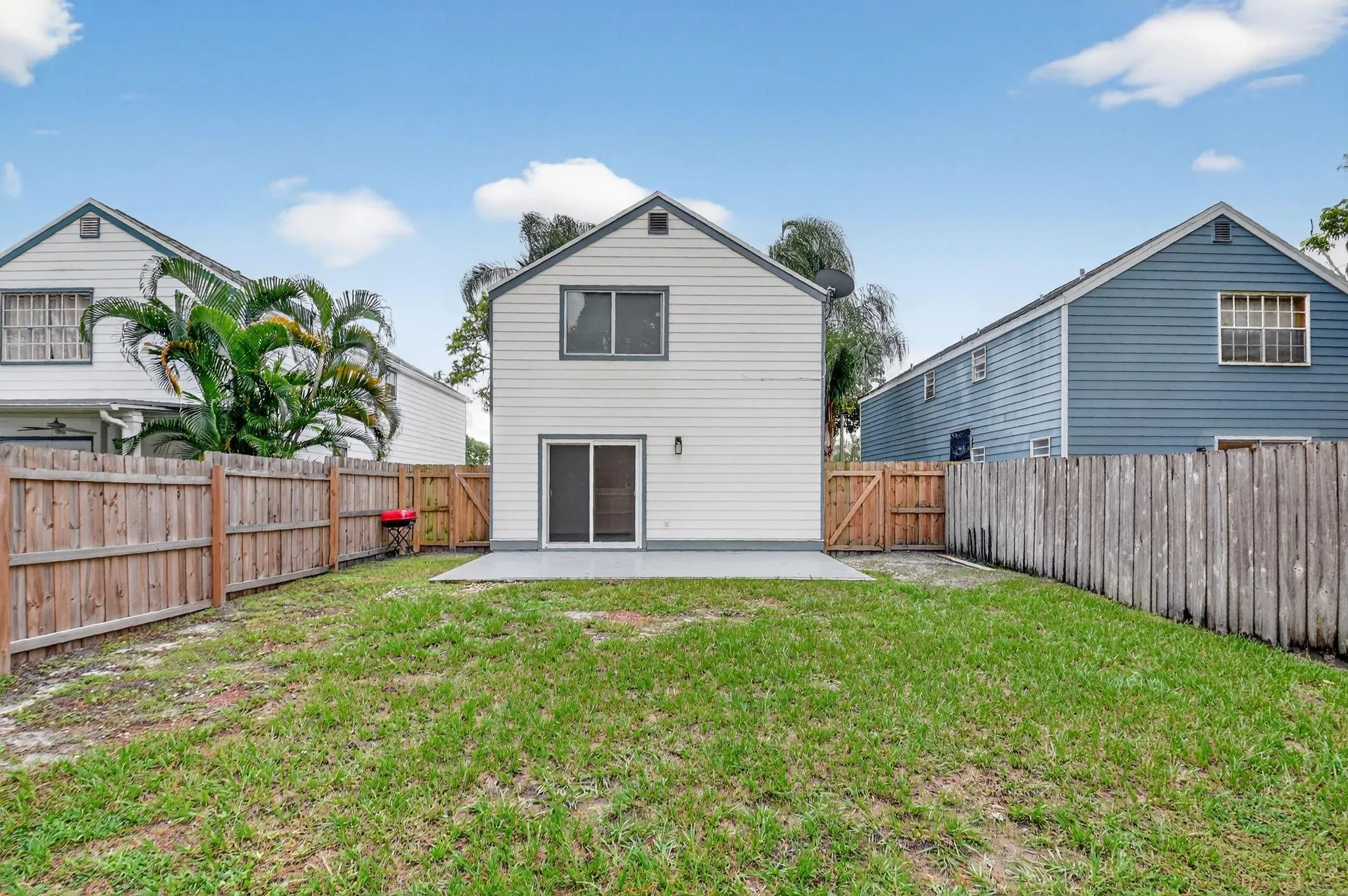 5843 Thisledown Ct