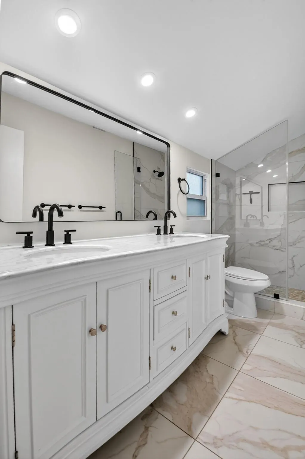 5843 Thisledown Ct