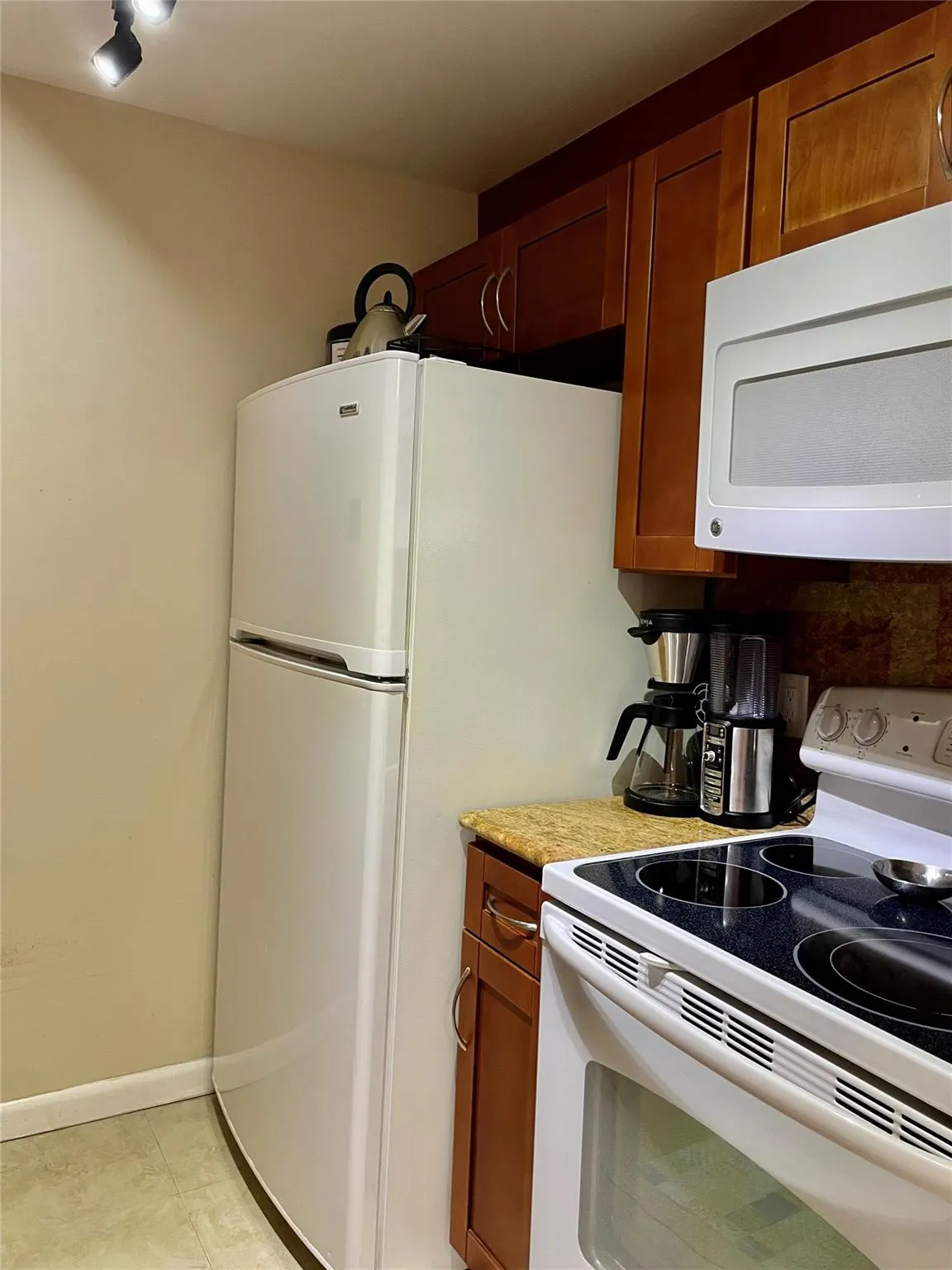 111 Briny Ave, #805