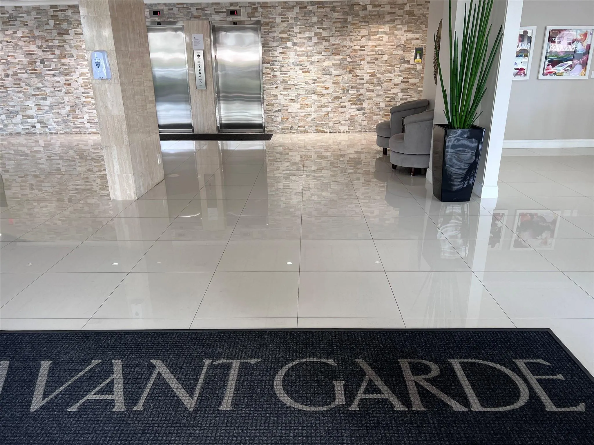 2049 S Ocean Dr, #1108