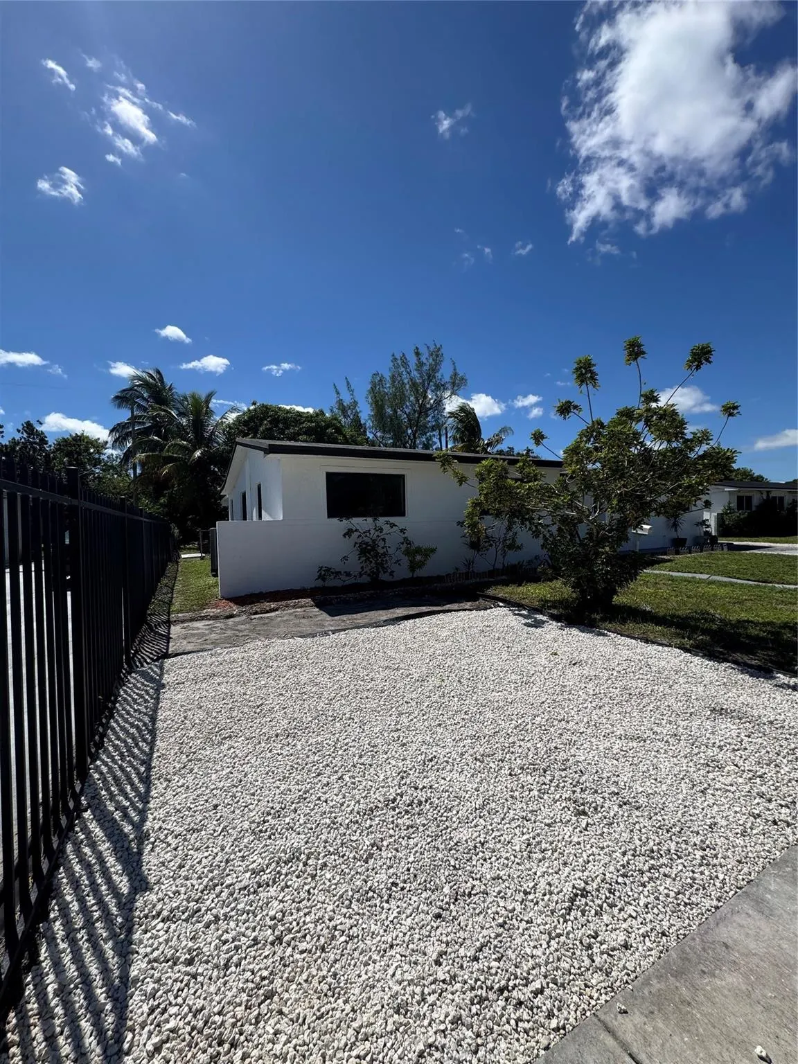 1420 NW 198th St