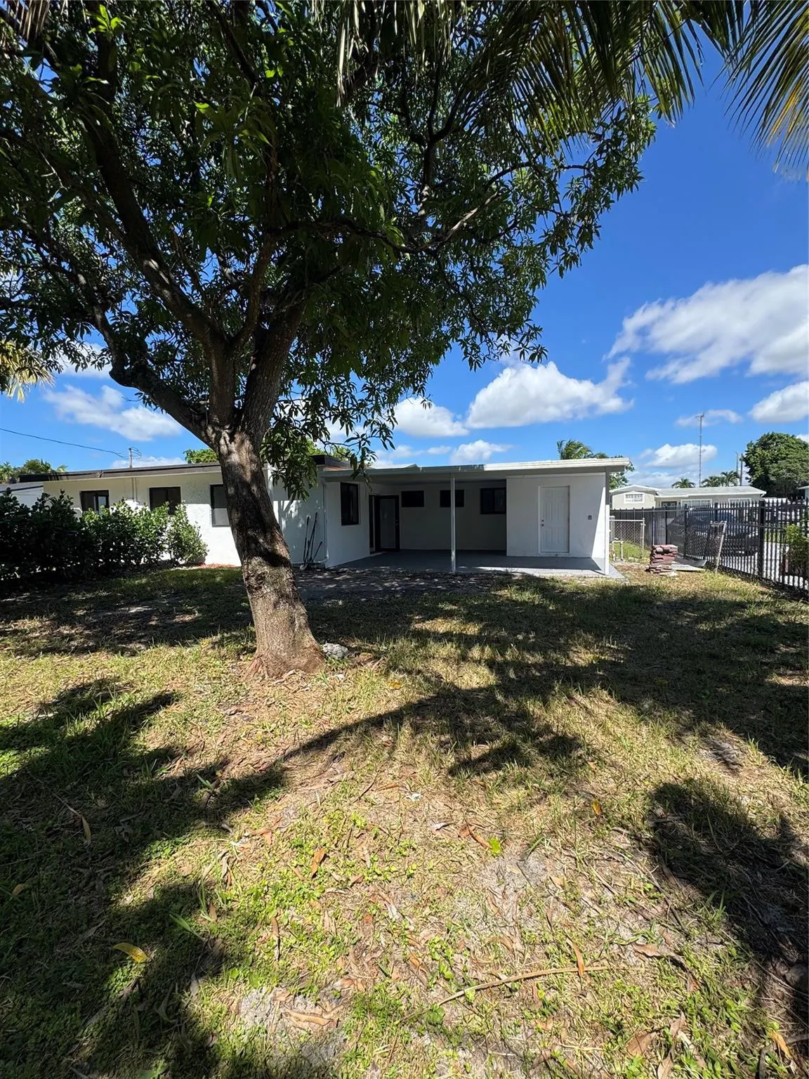 1420 NW 198th St