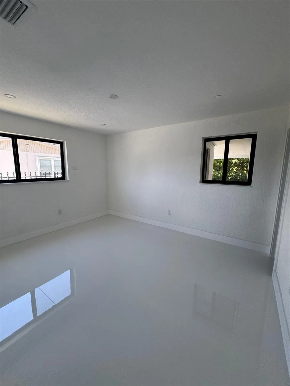 1420 NW 198th St