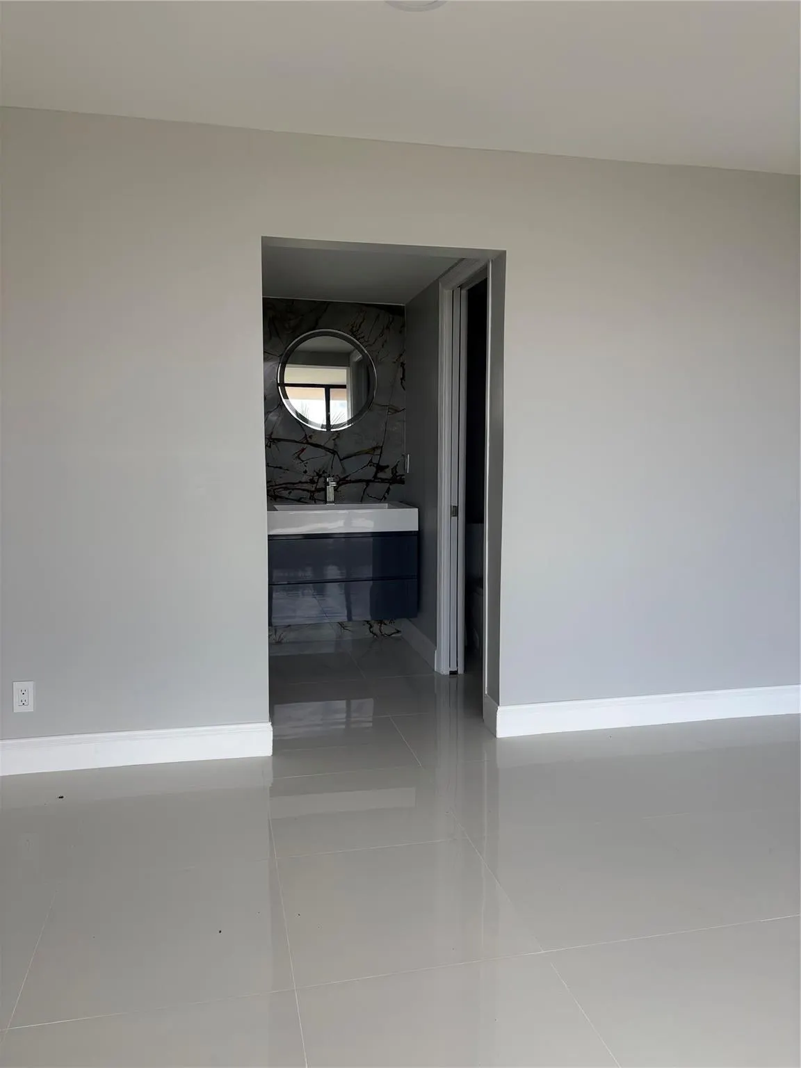 2400 Presidential Way, #505