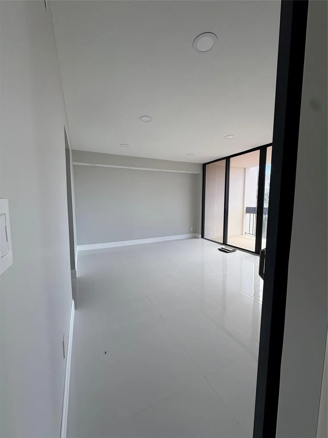 2400 Presidential Way, #505