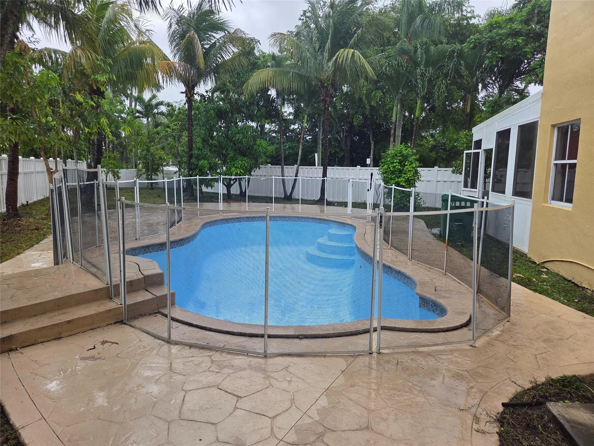 7000 SW 39th Ct