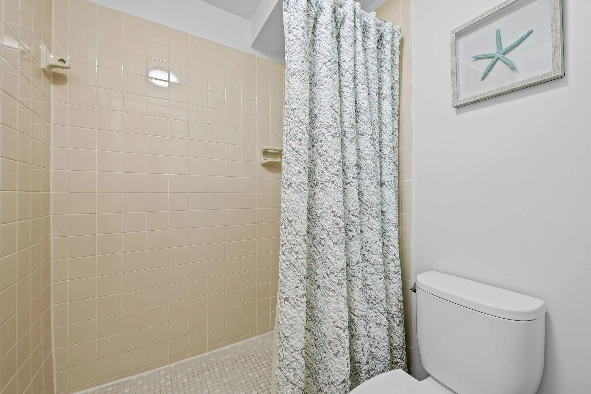 1470 Sheridan St, #16C