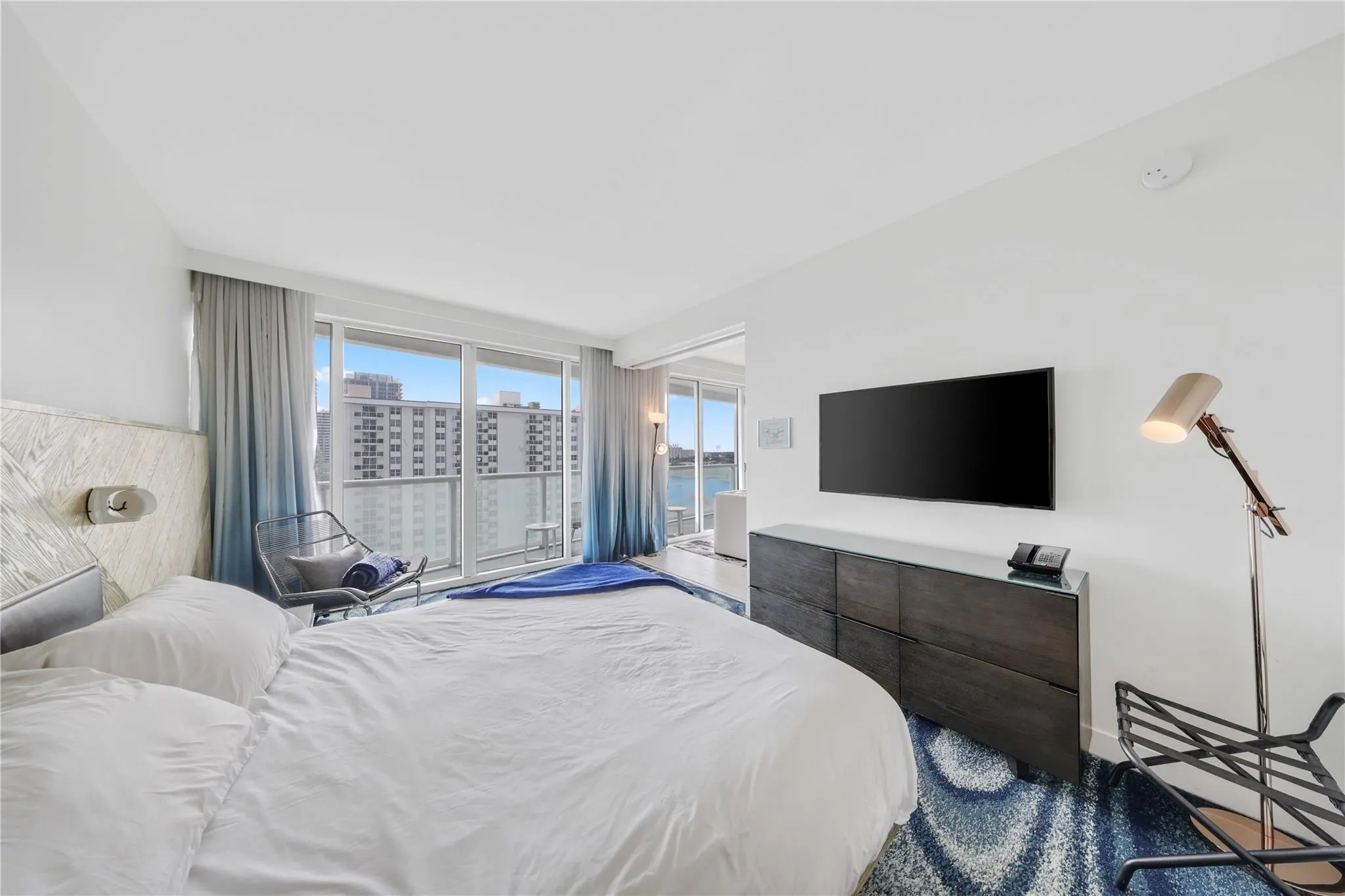 3101 Bayshore, #1007