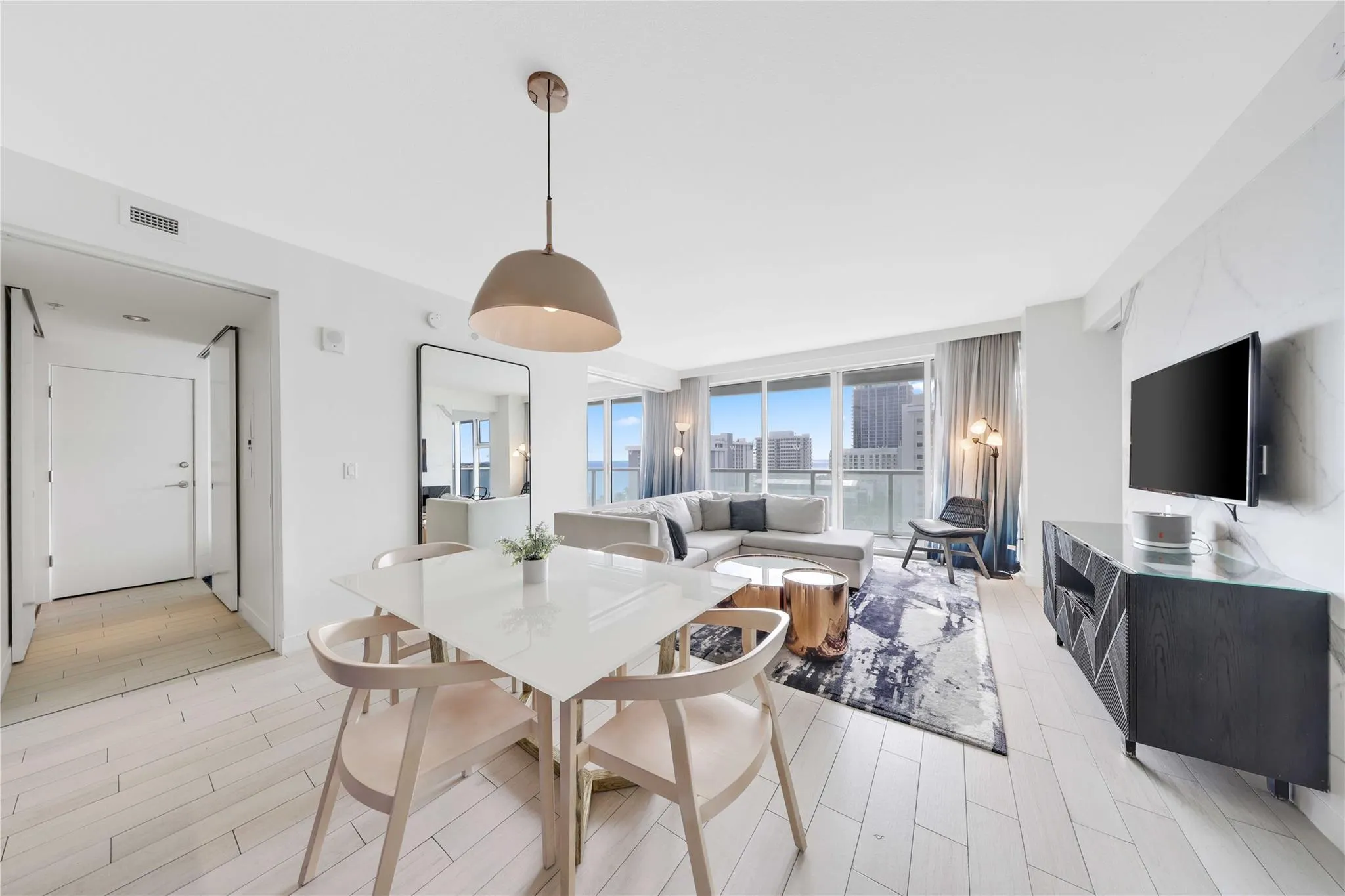 3101 Bayshore, #1007