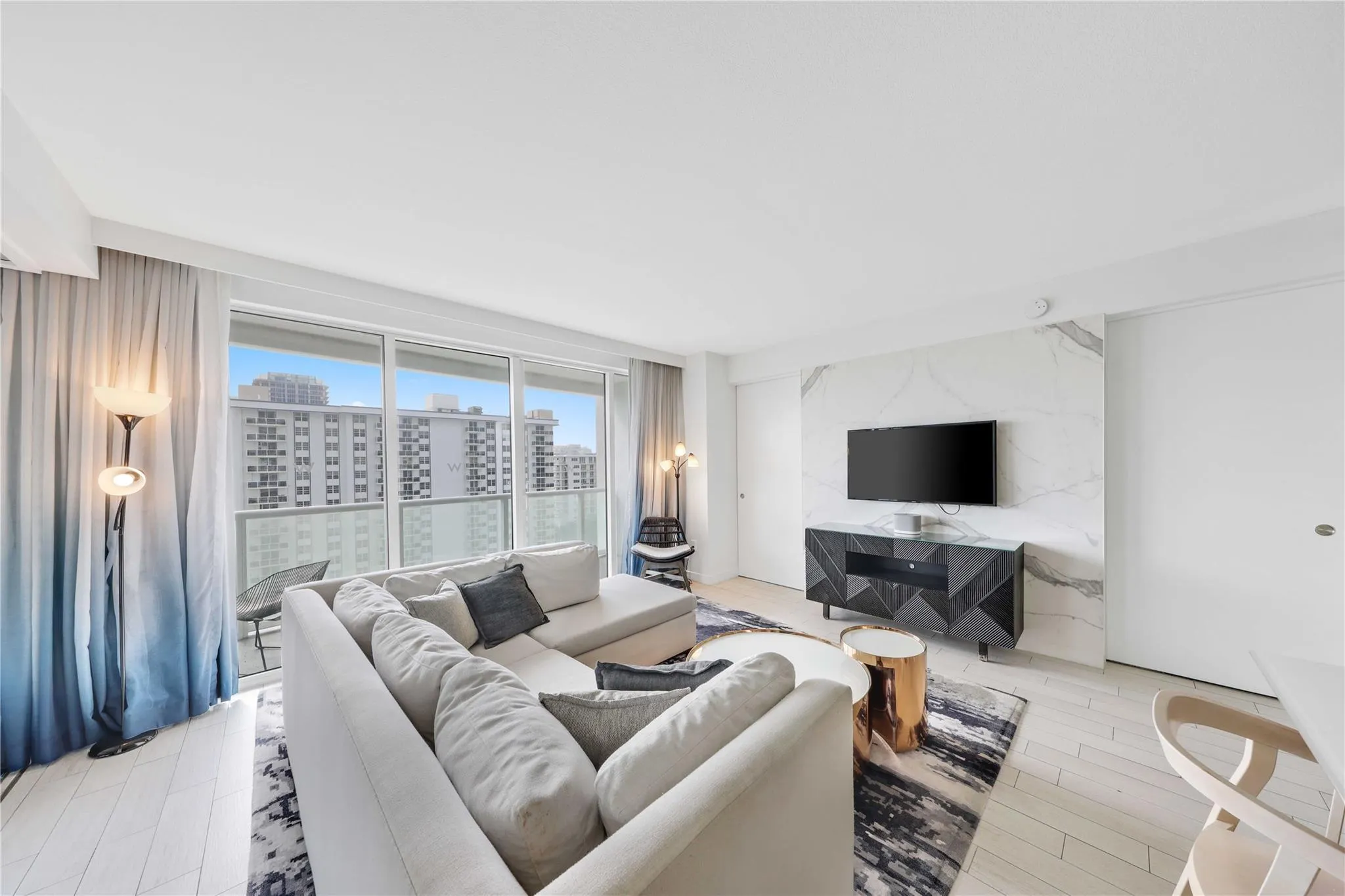 3101 Bayshore, #1007
