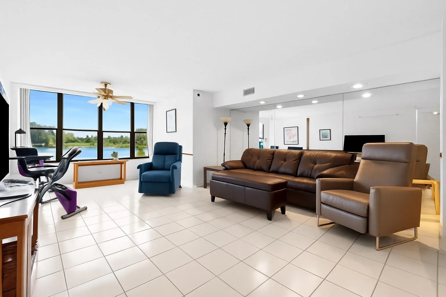 2908 Carambola Cir, #101-B