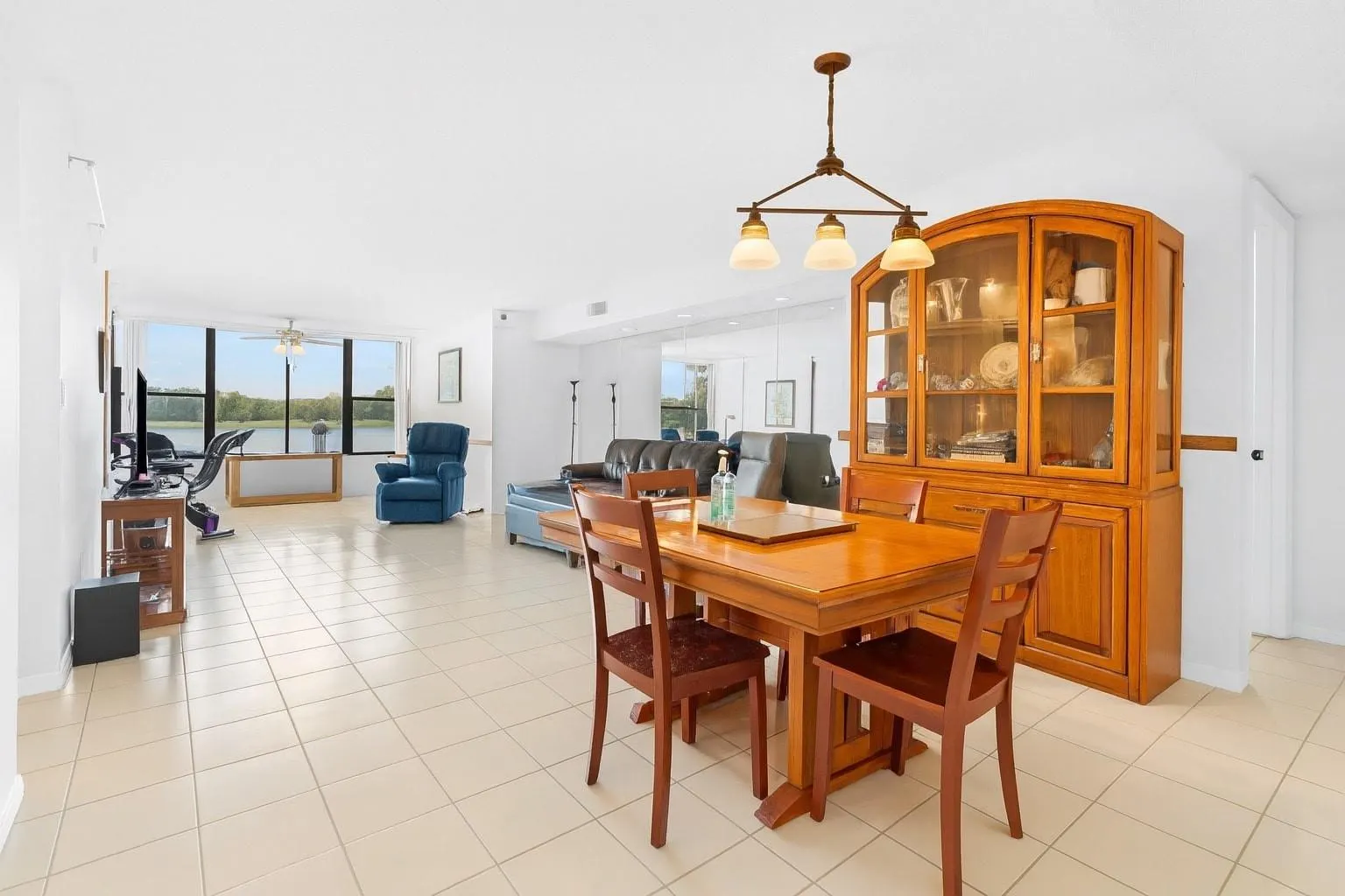 2908 Carambola Cir, #101-B