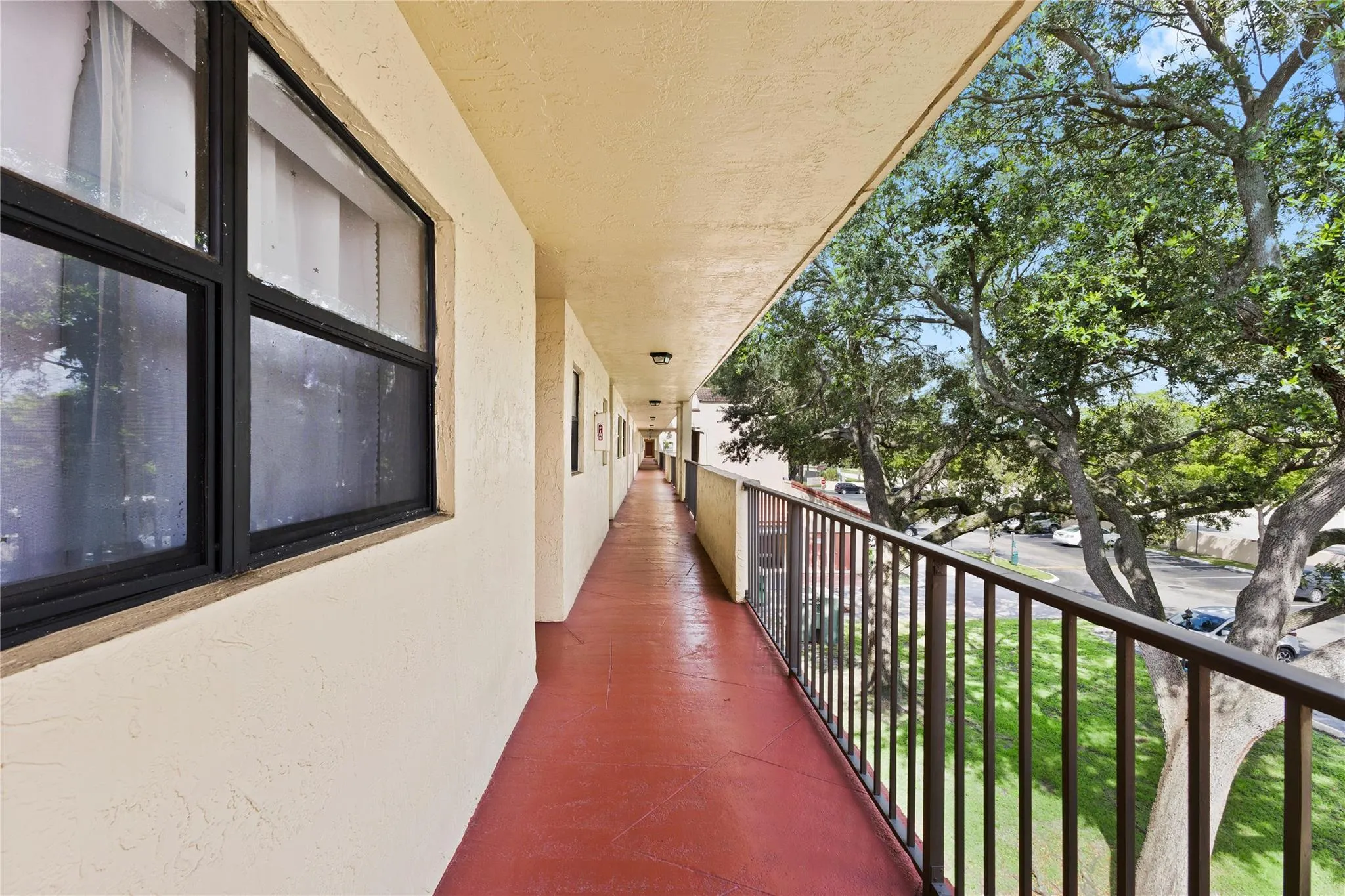3199 Foxcroft Rd, #304
