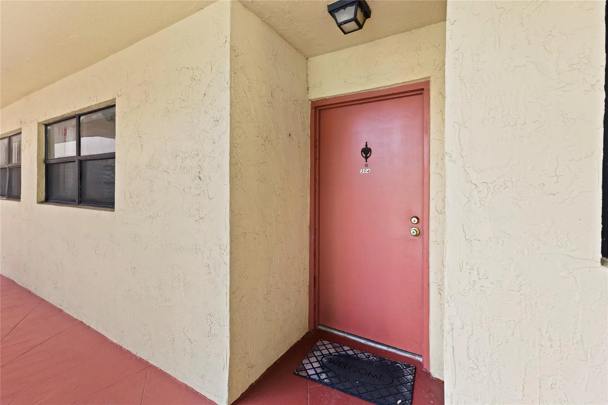 3199 Foxcroft Rd, #304