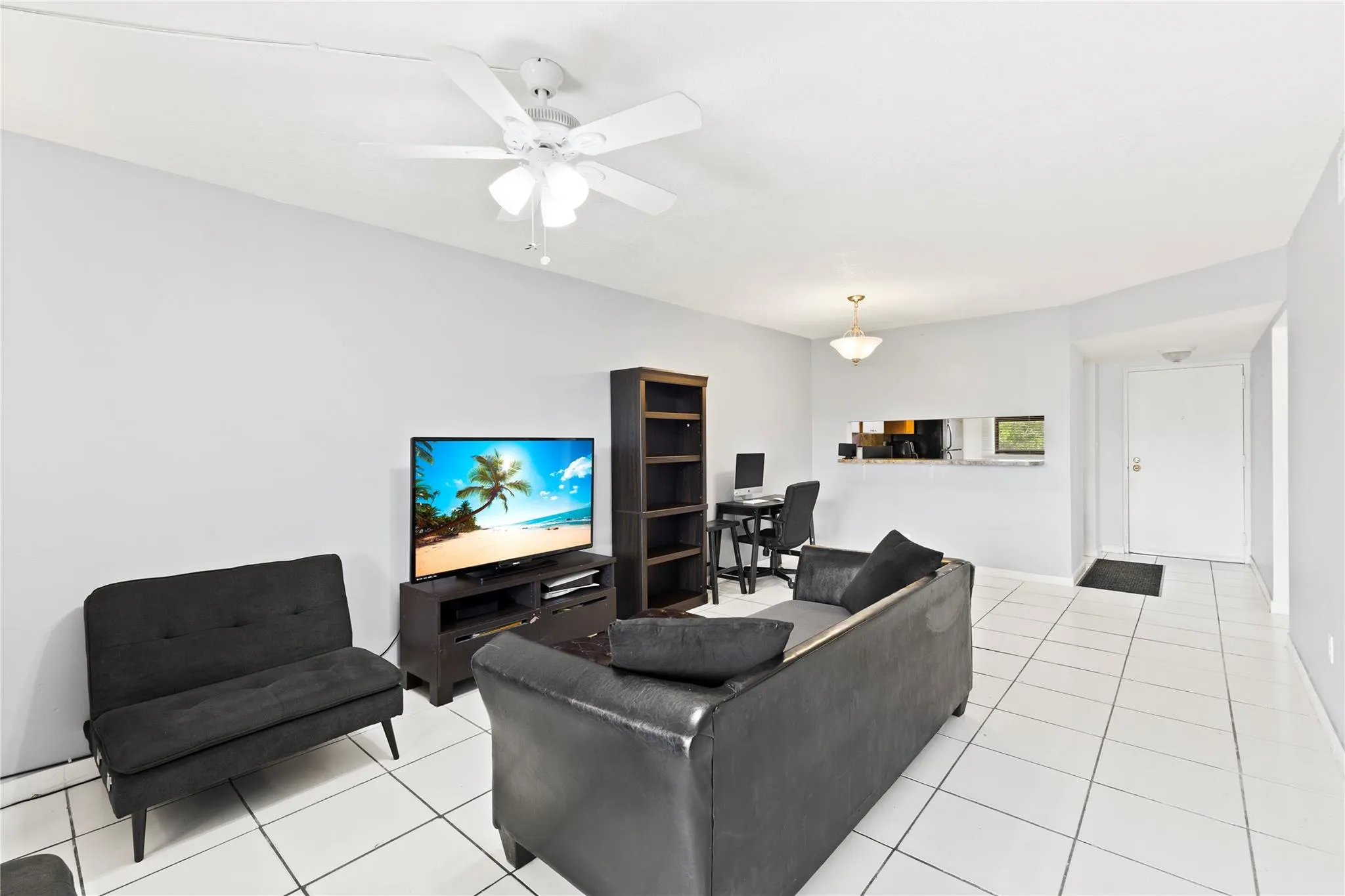 3199 Foxcroft Rd, #304
