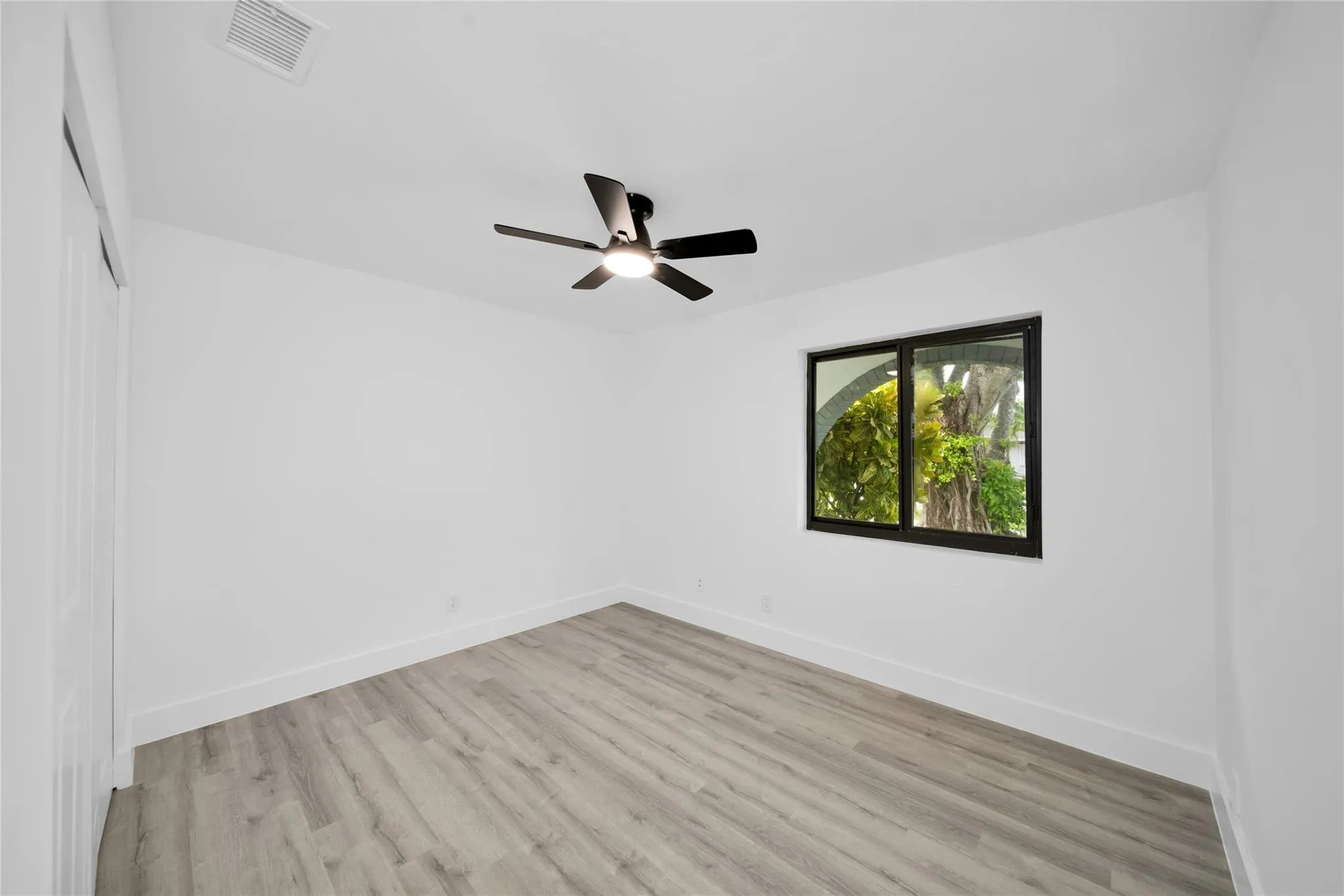 7301 NW 13th Ct