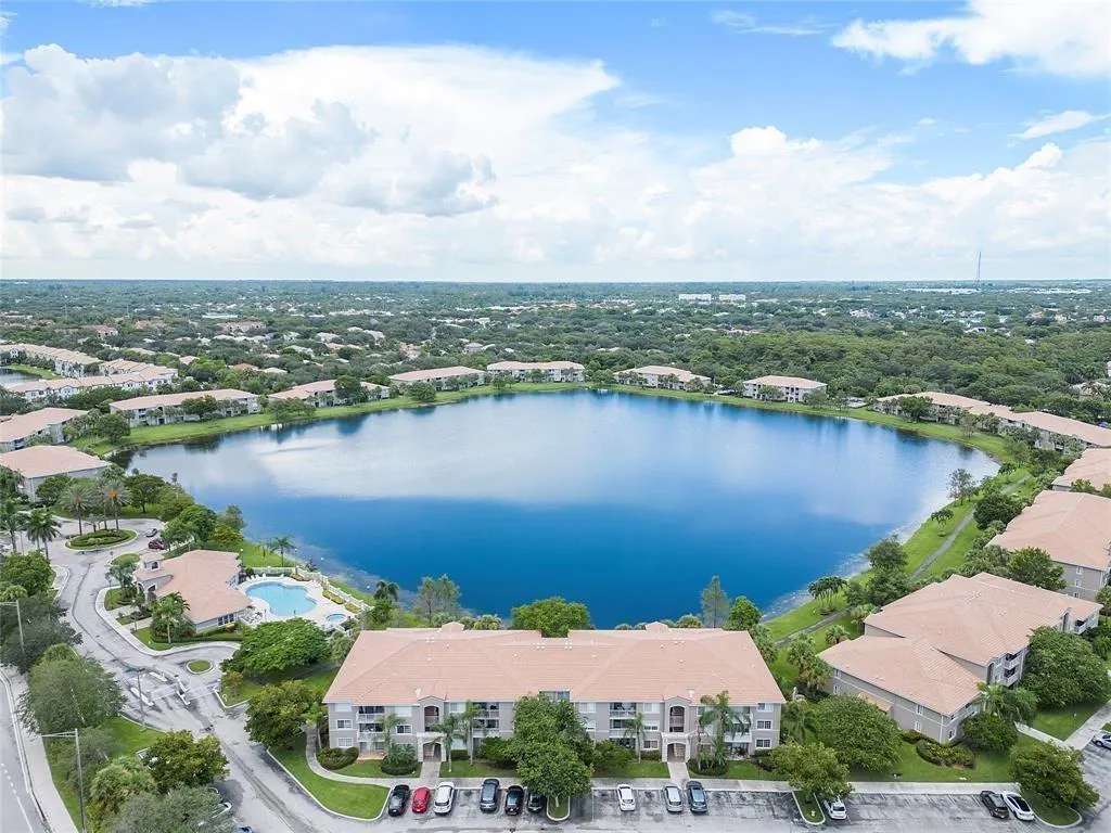 5051 Wiles Rd, #107