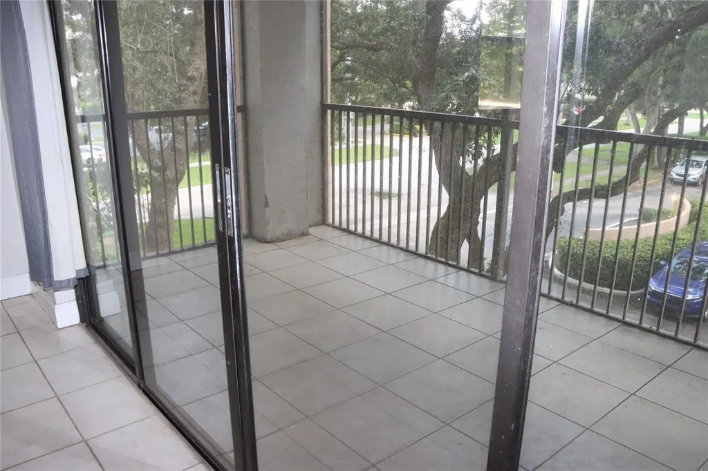 6800 Cypress Rd, #310