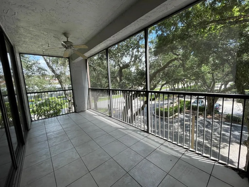 6800 Cypress Rd, #310