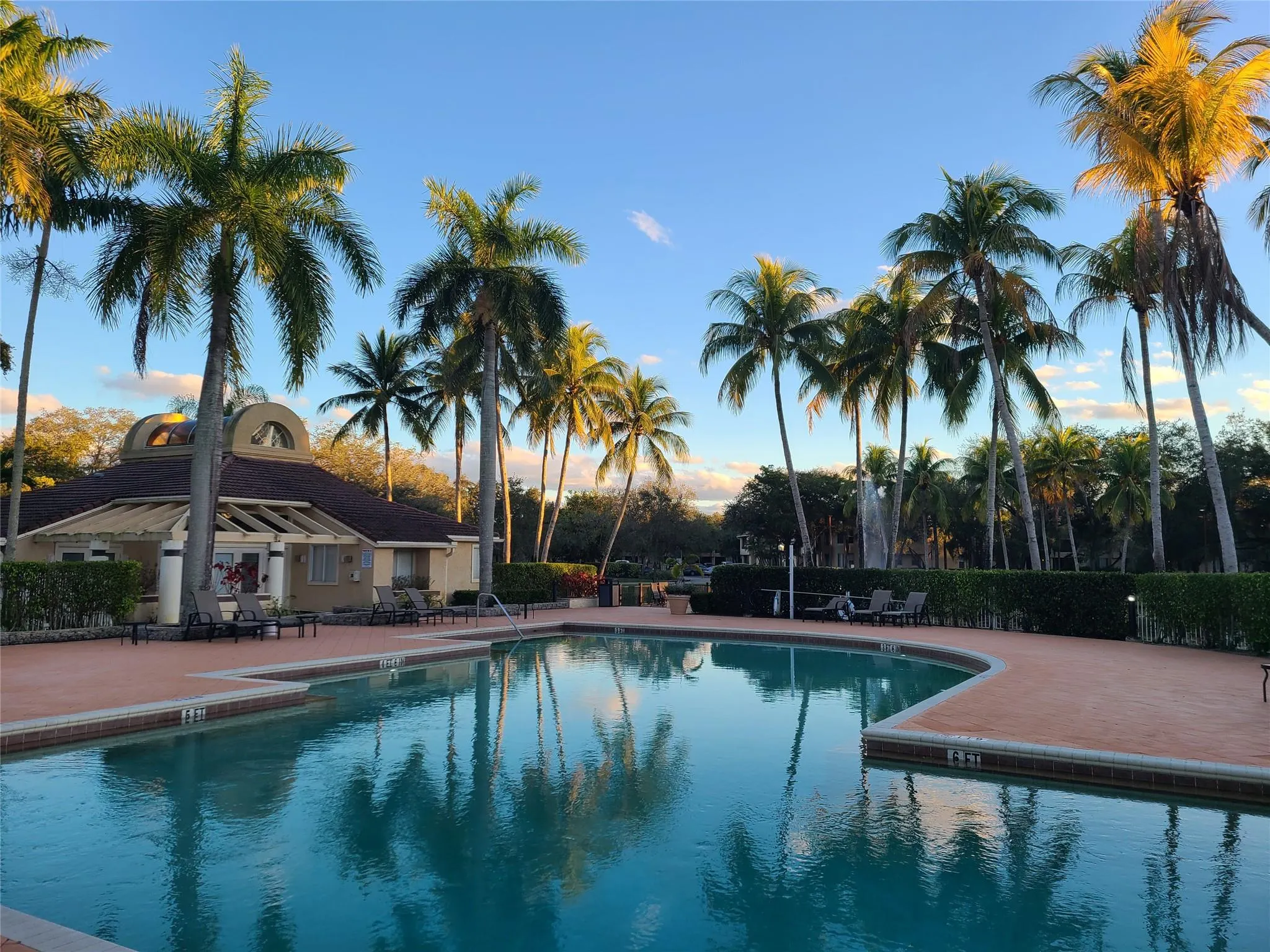 631 Lyons Rd, #12105