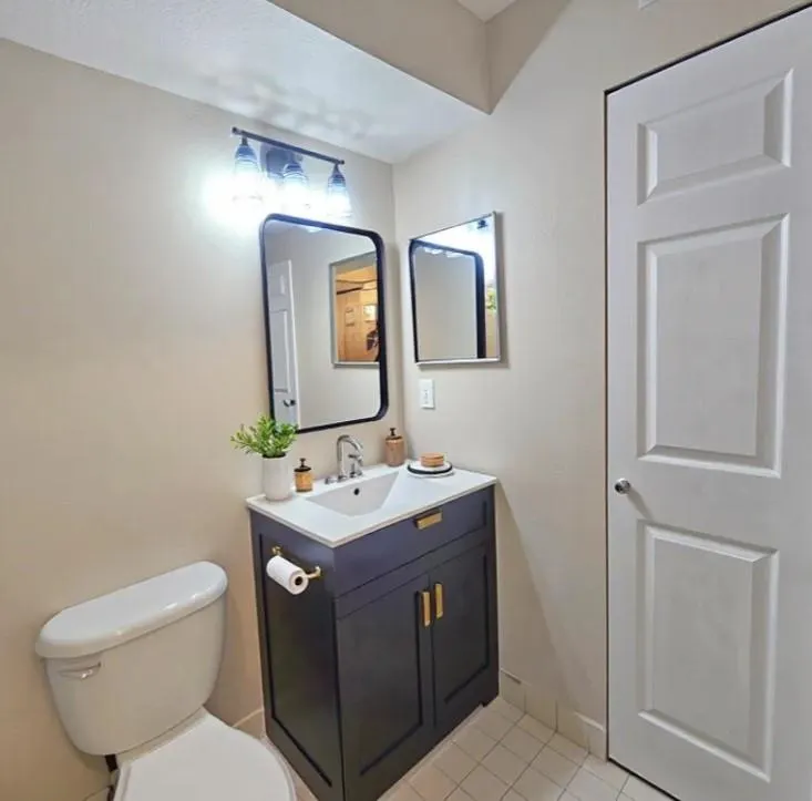 631 Lyons Rd, #12105