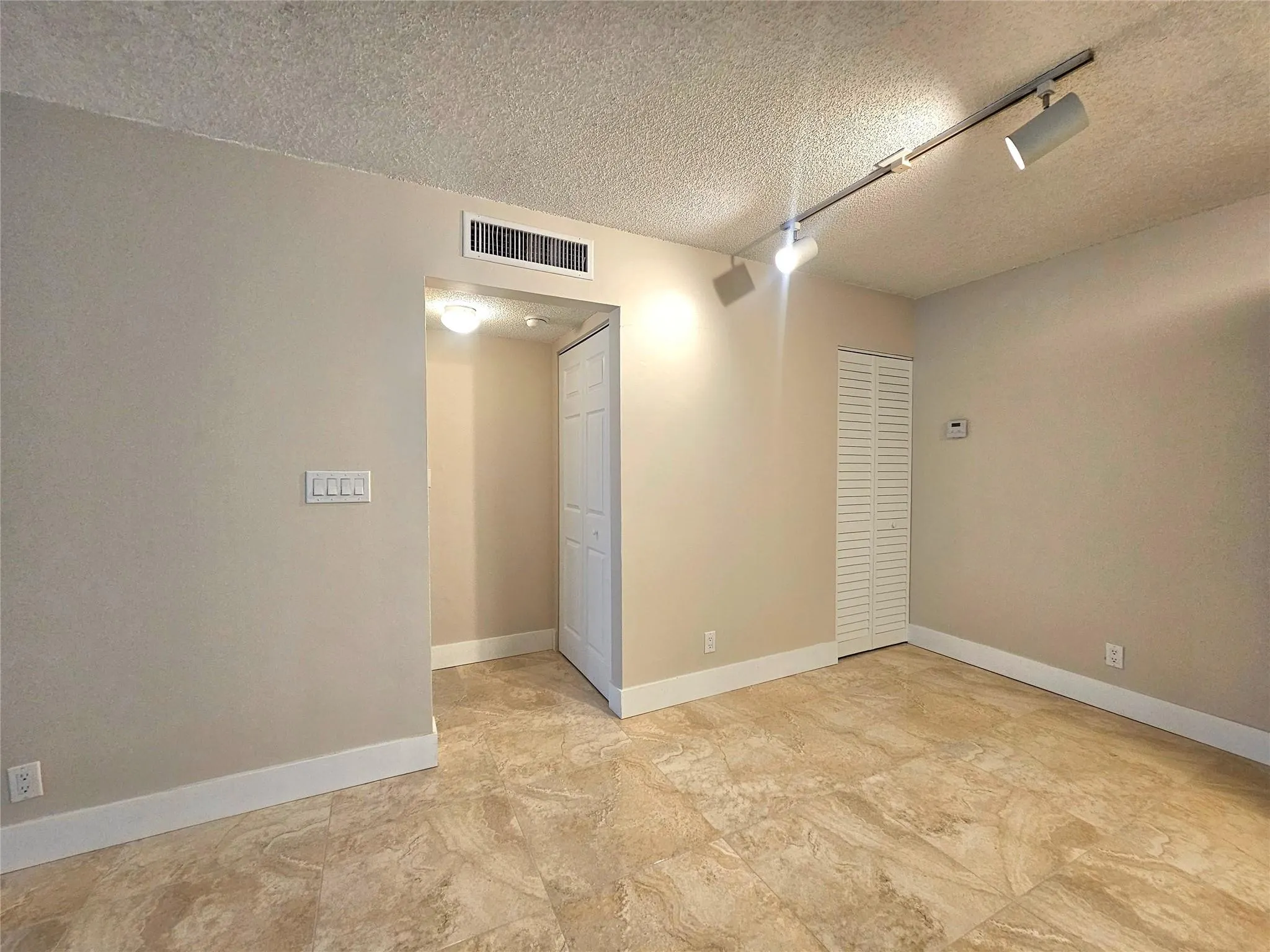 631 Lyons Rd, #12105