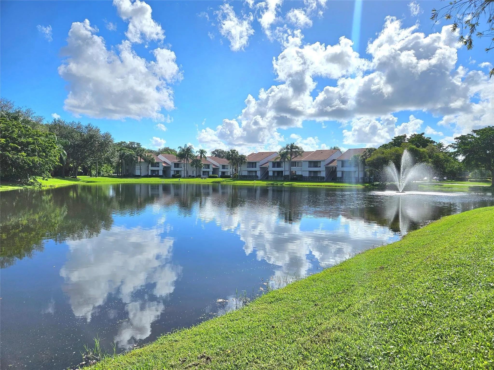 631 Lyons Rd, #12105