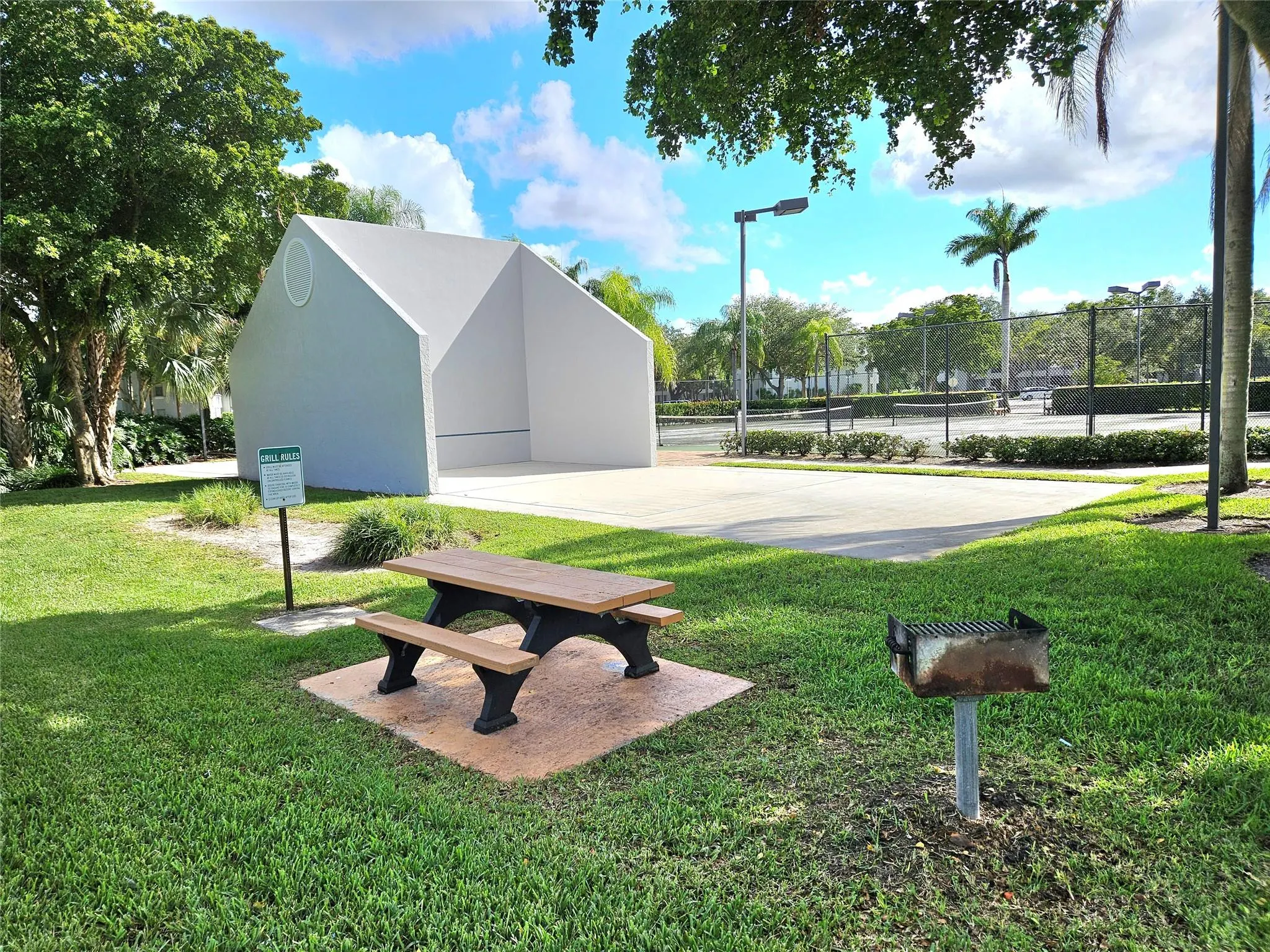 631 Lyons Rd, #12105