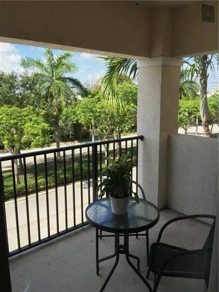 5800 W Sample Rd, #307