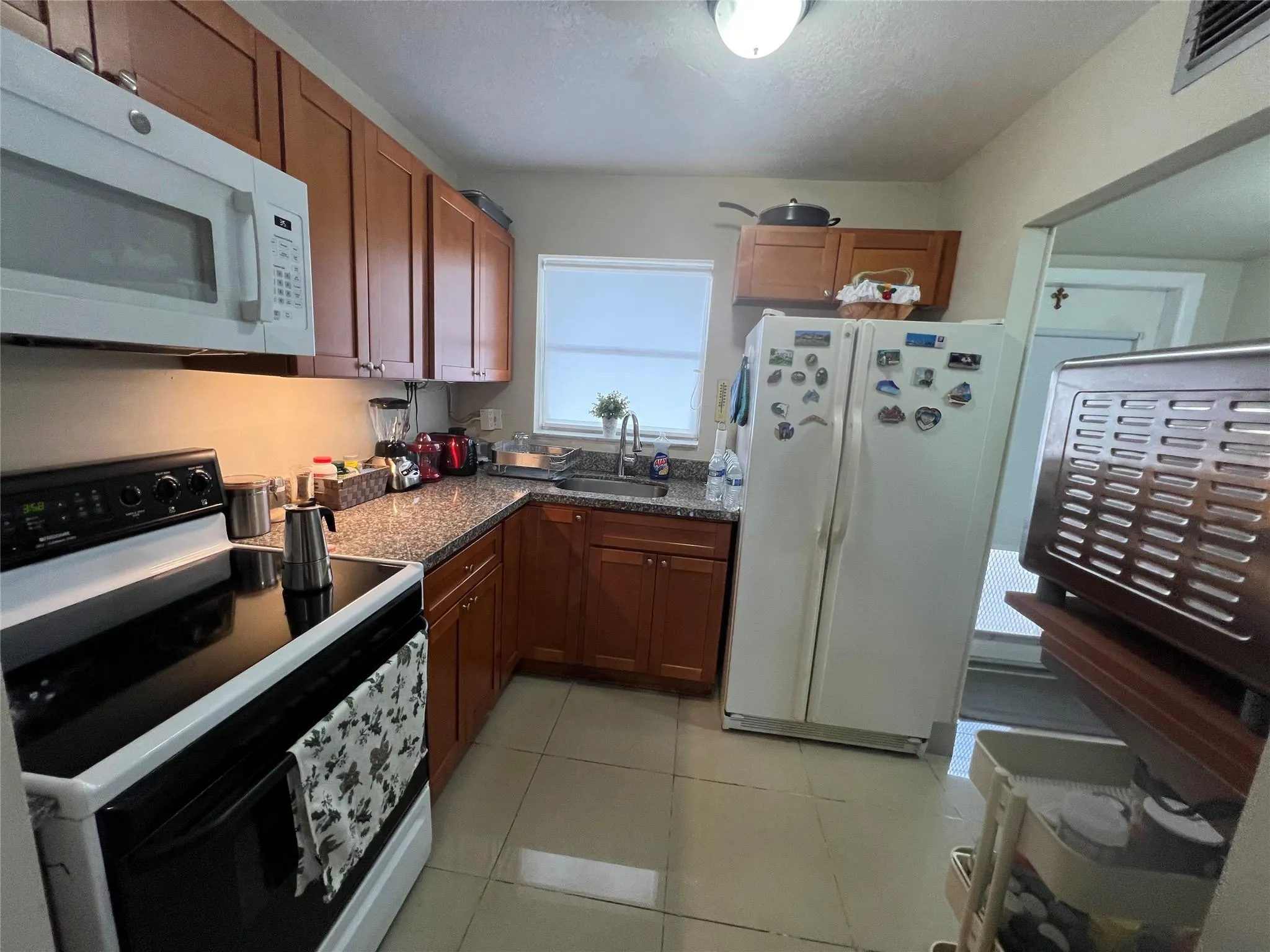 8135 Sunrise Lakes Blvd, #307