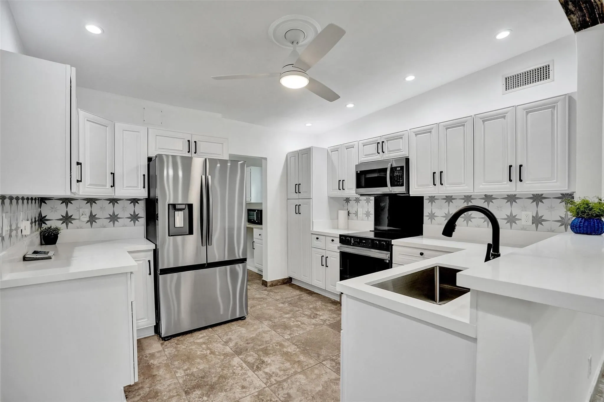 1613 SW 12th Ct