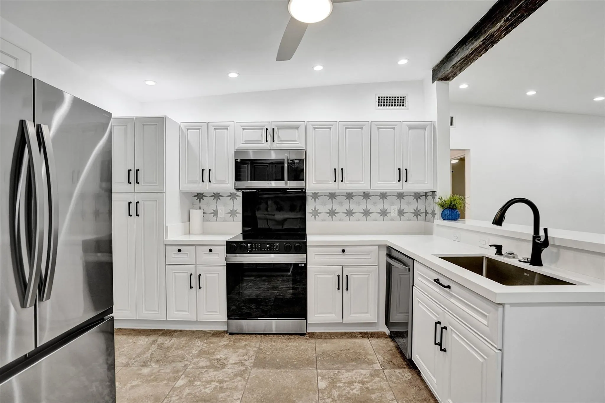 1613 SW 12th Ct