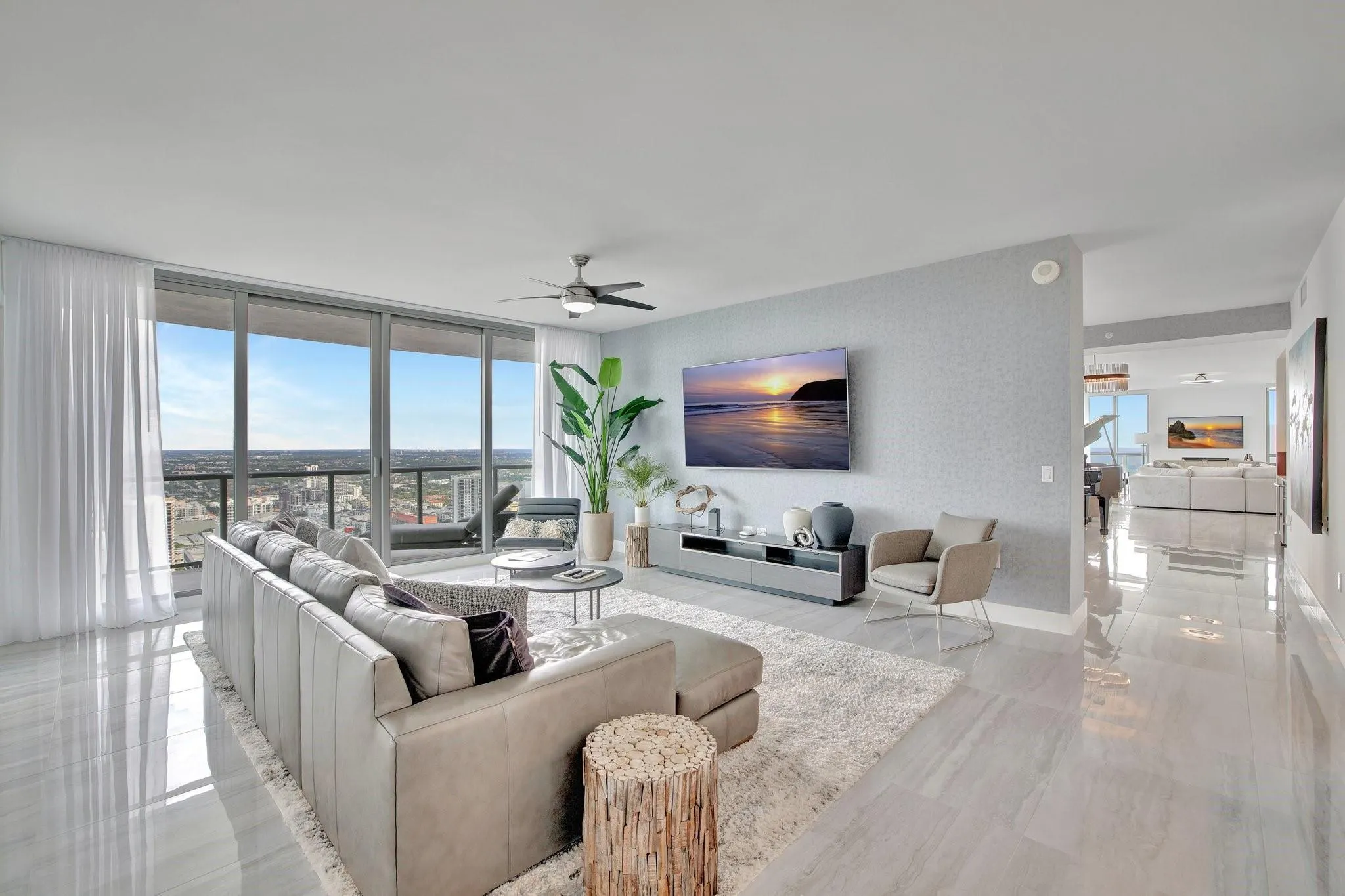 100 E Las Olas Blvd, #4301