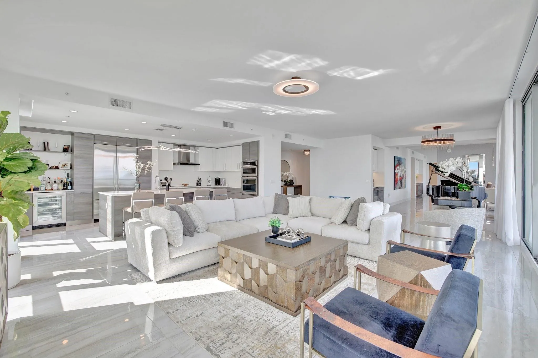 100 E Las Olas Blvd, #4301